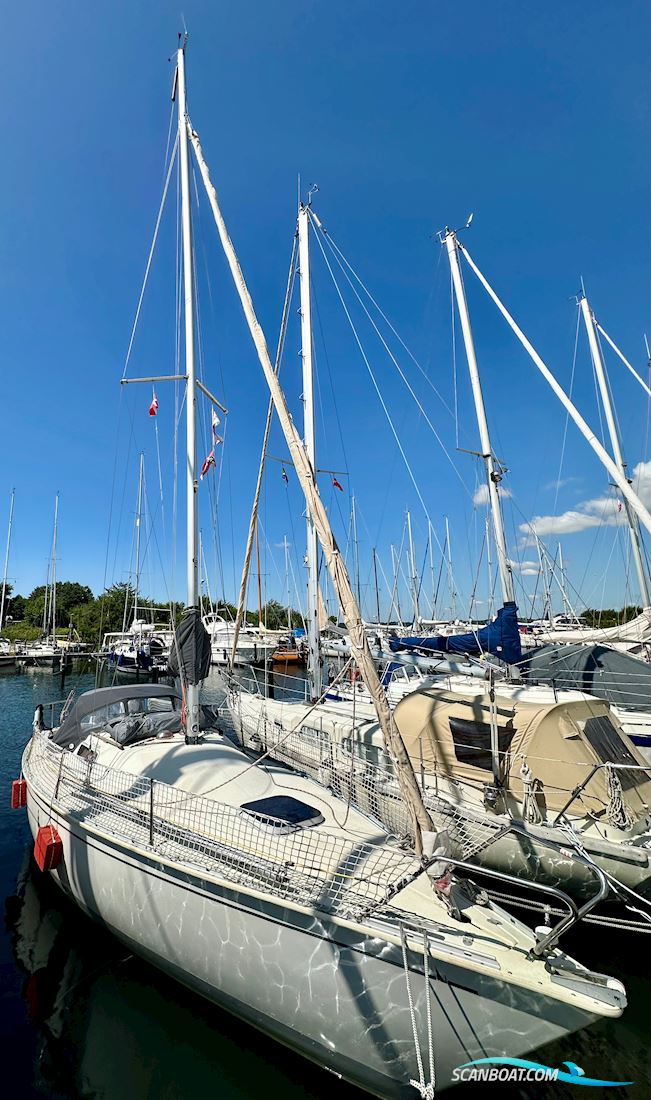 Albin Cirrus