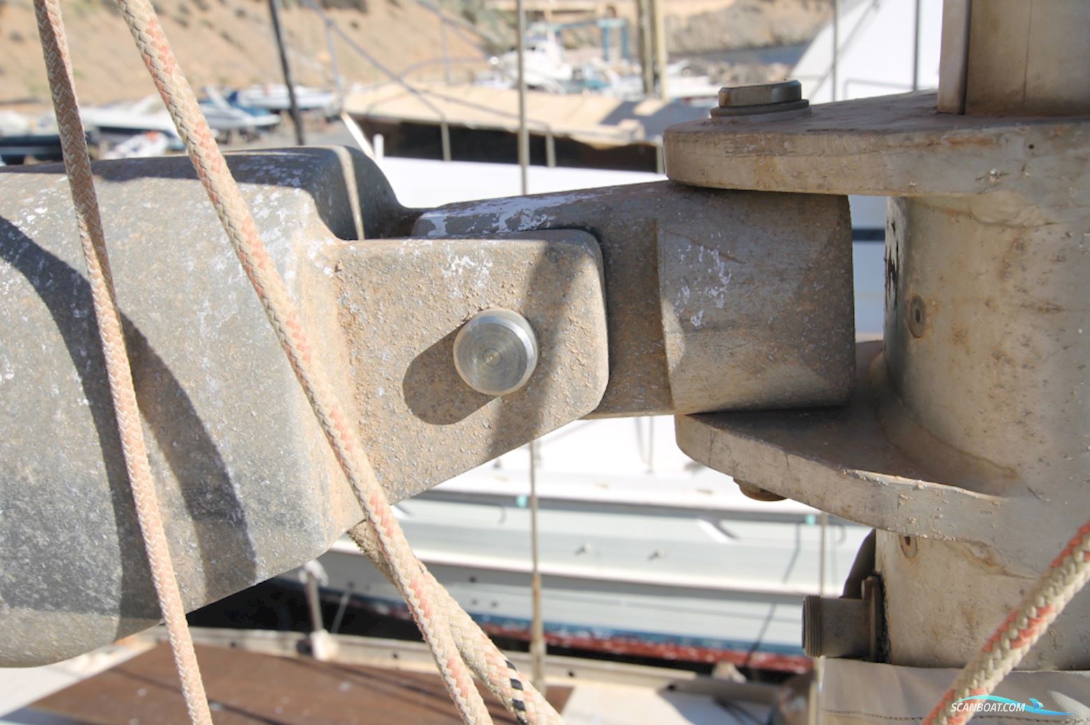 Almaz Asma 50 Aluminium