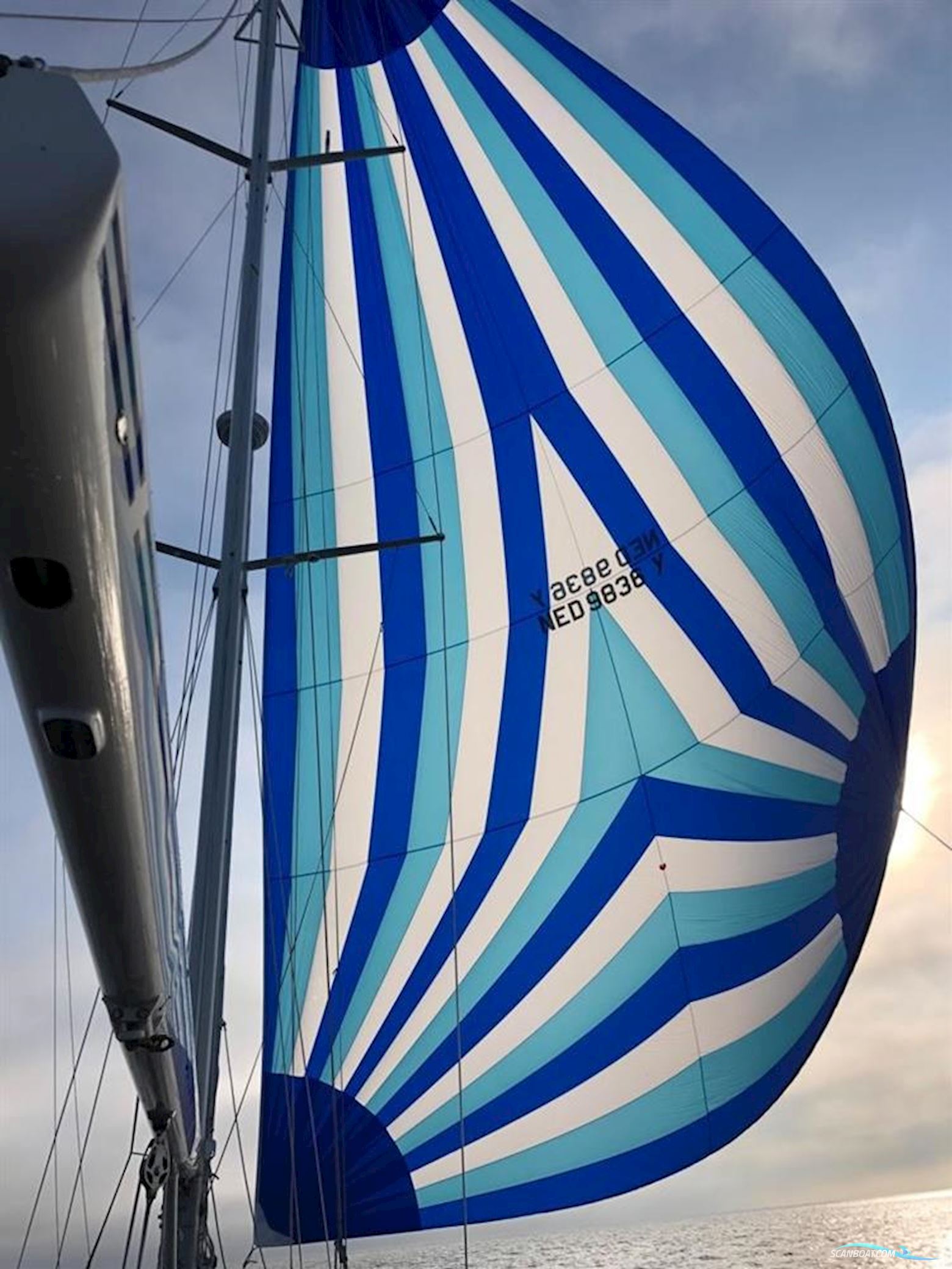 Aluboot BV Hindeloopen semi classic 68