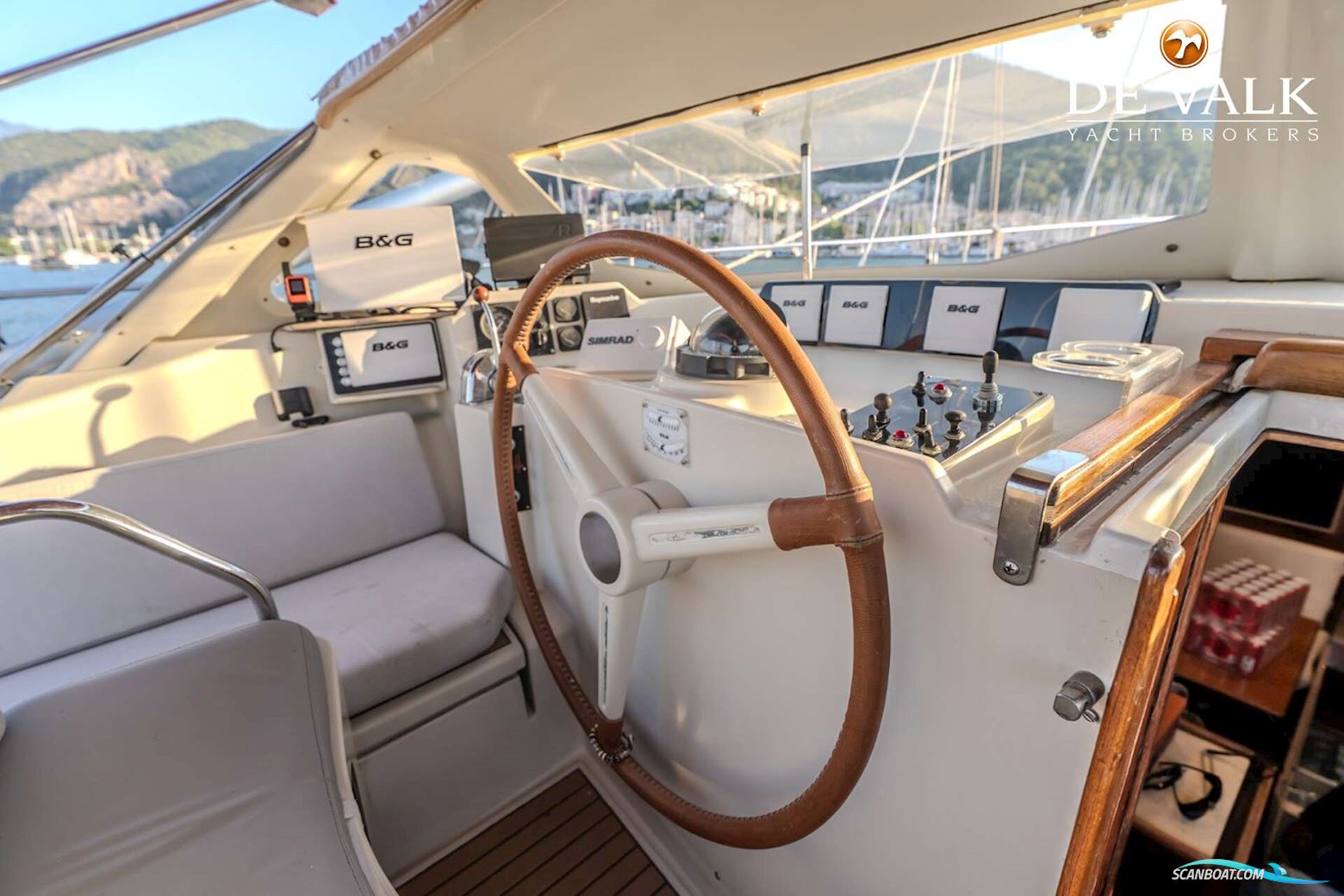 Amel Super Maramu 2000