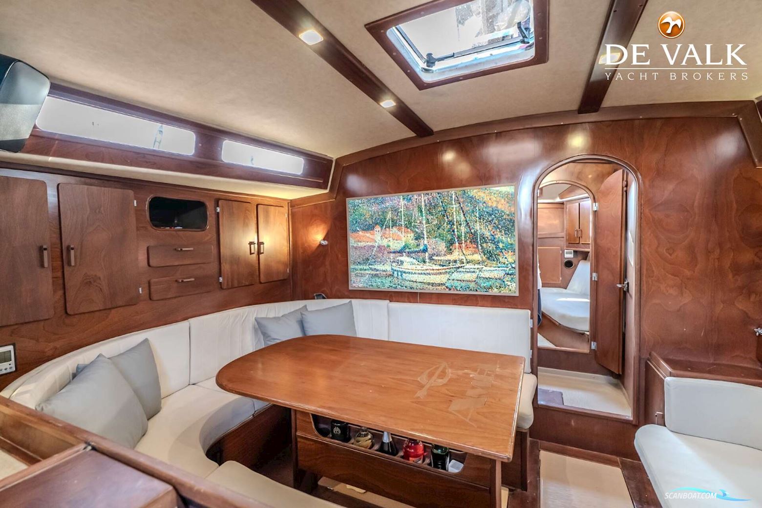 Amel Super Maramu 2000