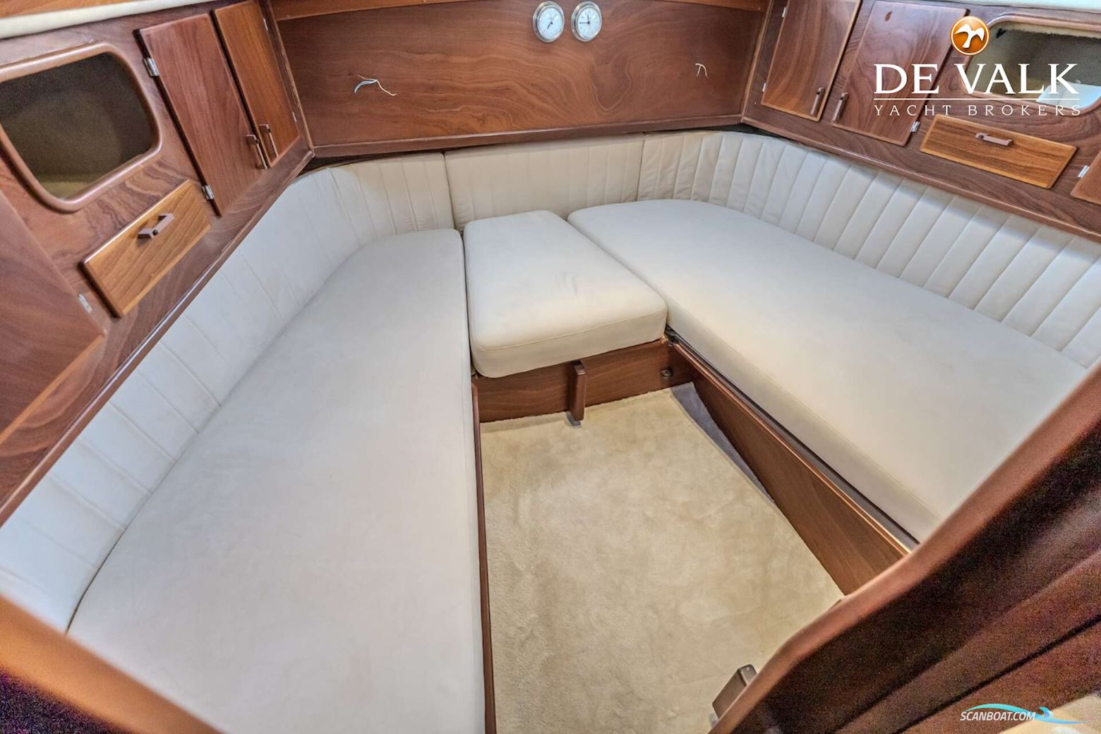 Amel Super Maramu 2000