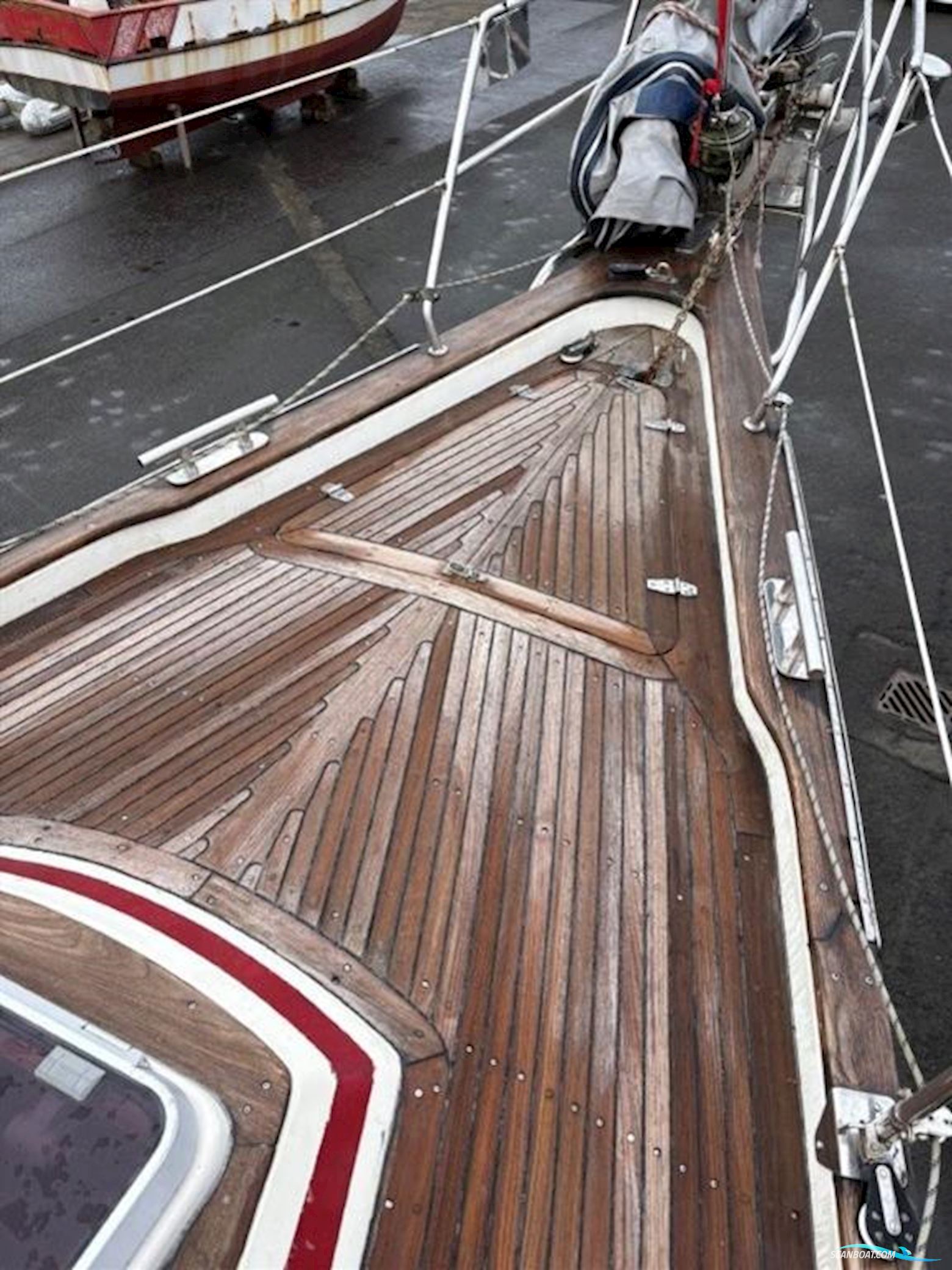 Aphrodite  42 Ketch