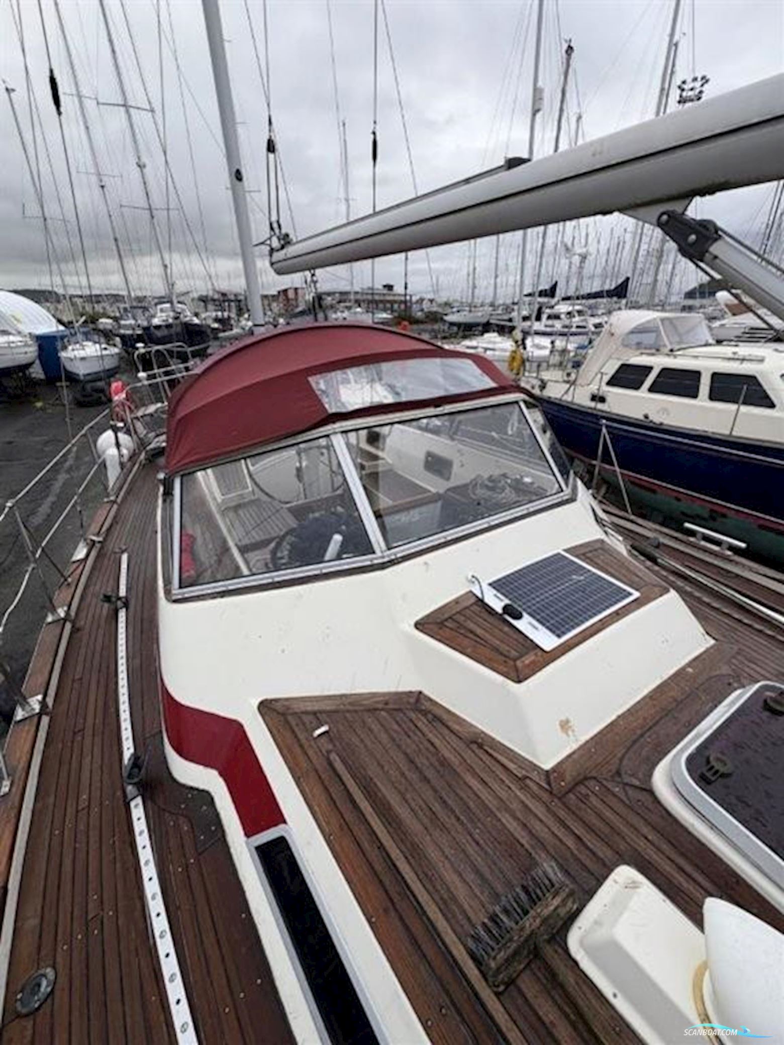 Aphrodite  42 Ketch