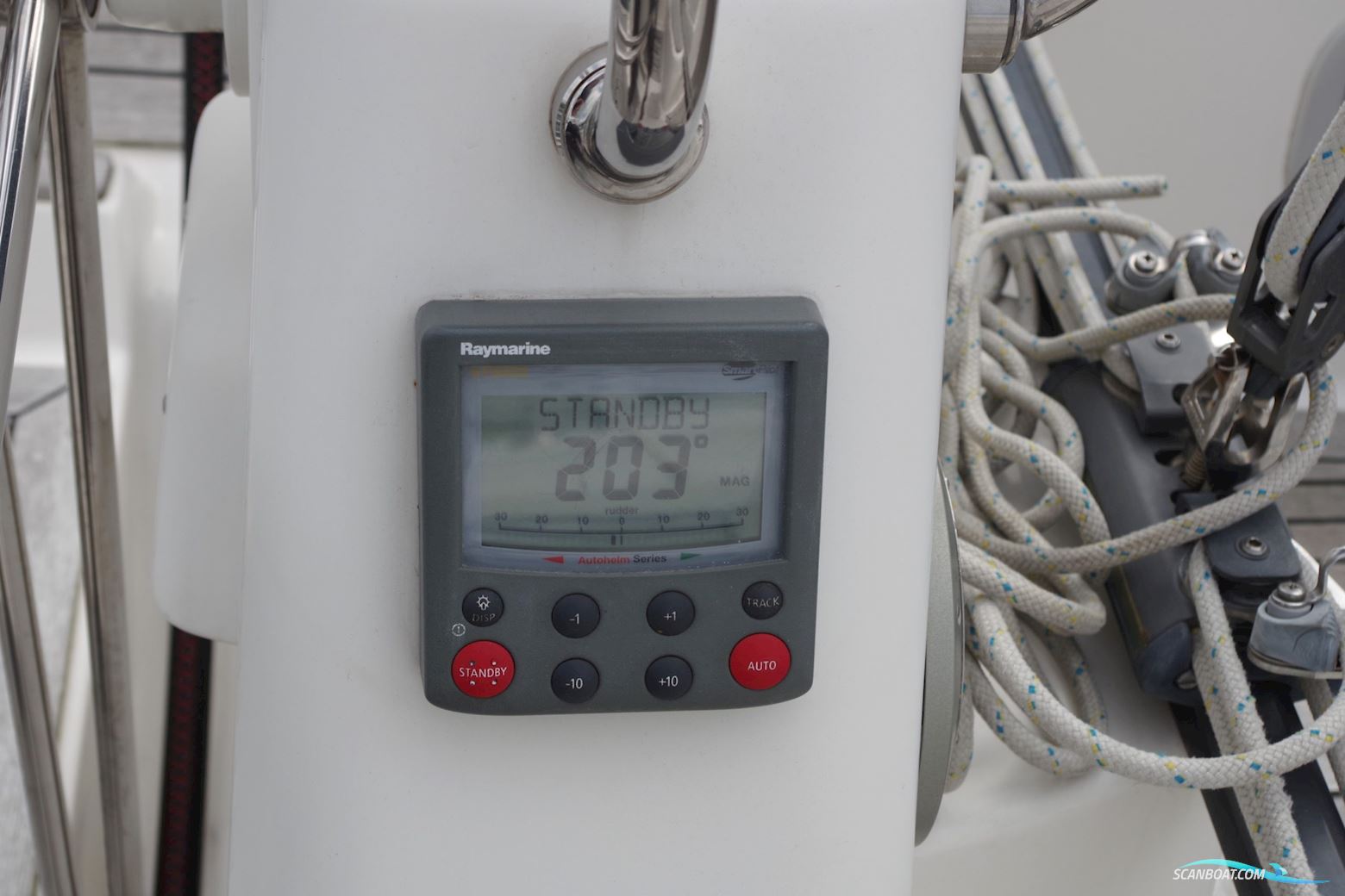 Arcona 370