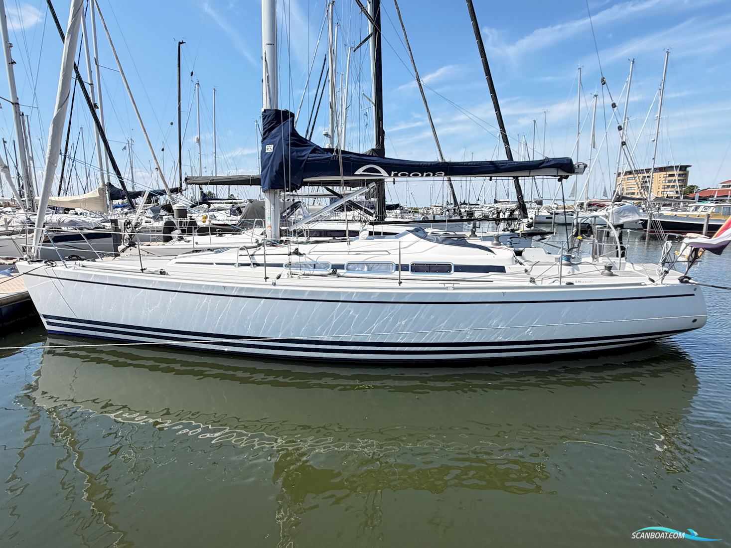 Arcona 370
