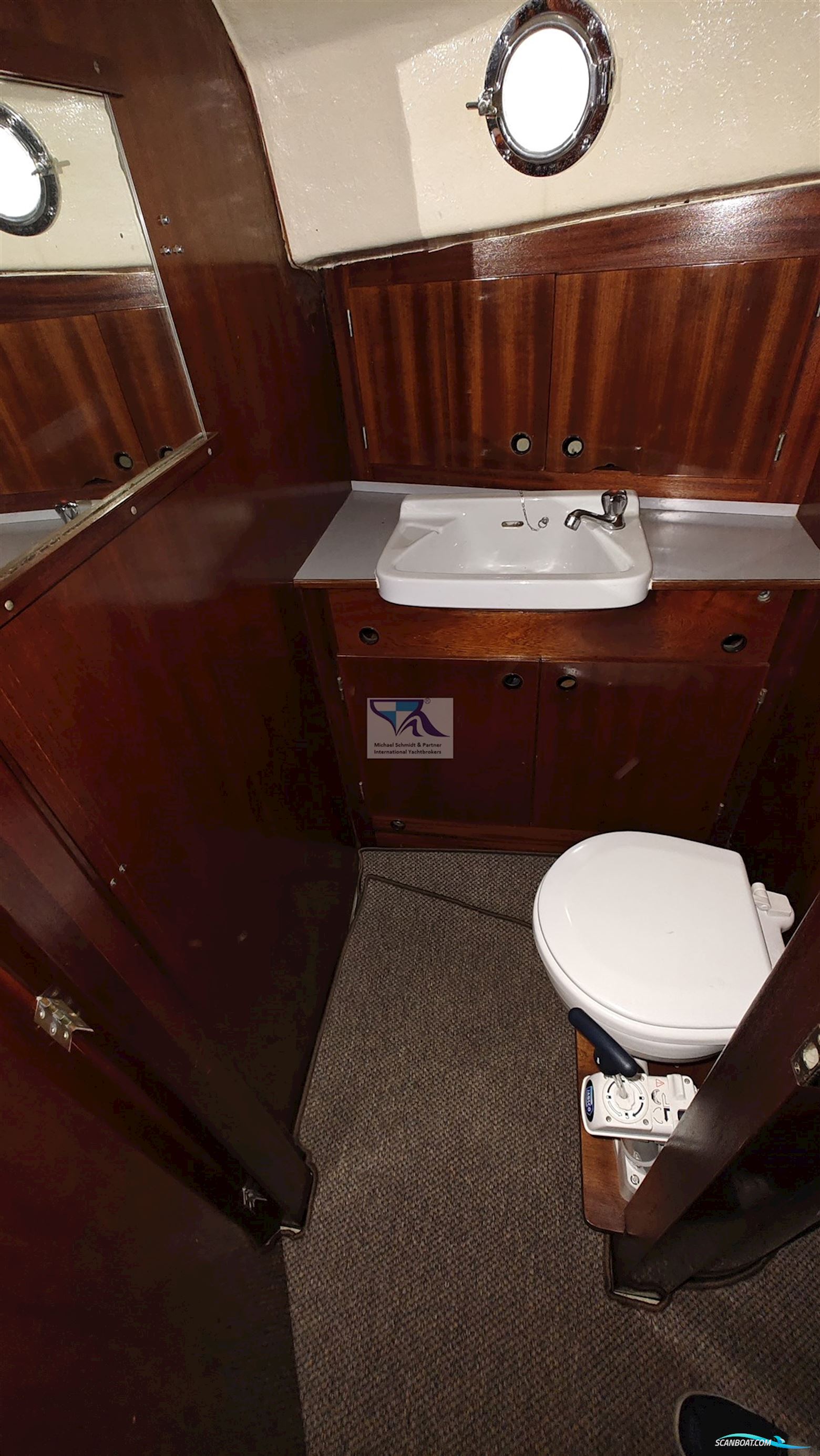 Asmus KG Yachtbau Hanseat 68