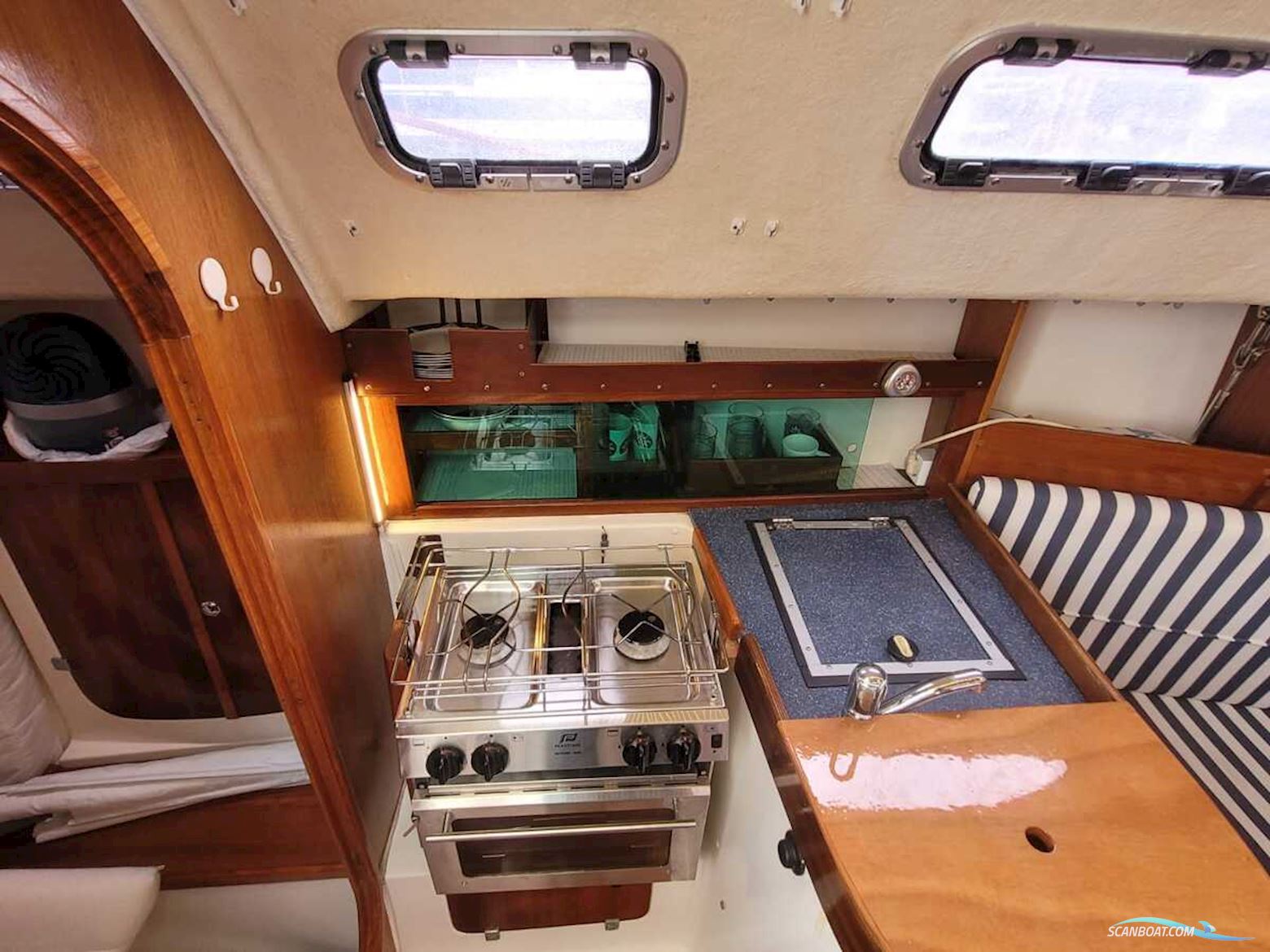 Astraea 295 Sprinter