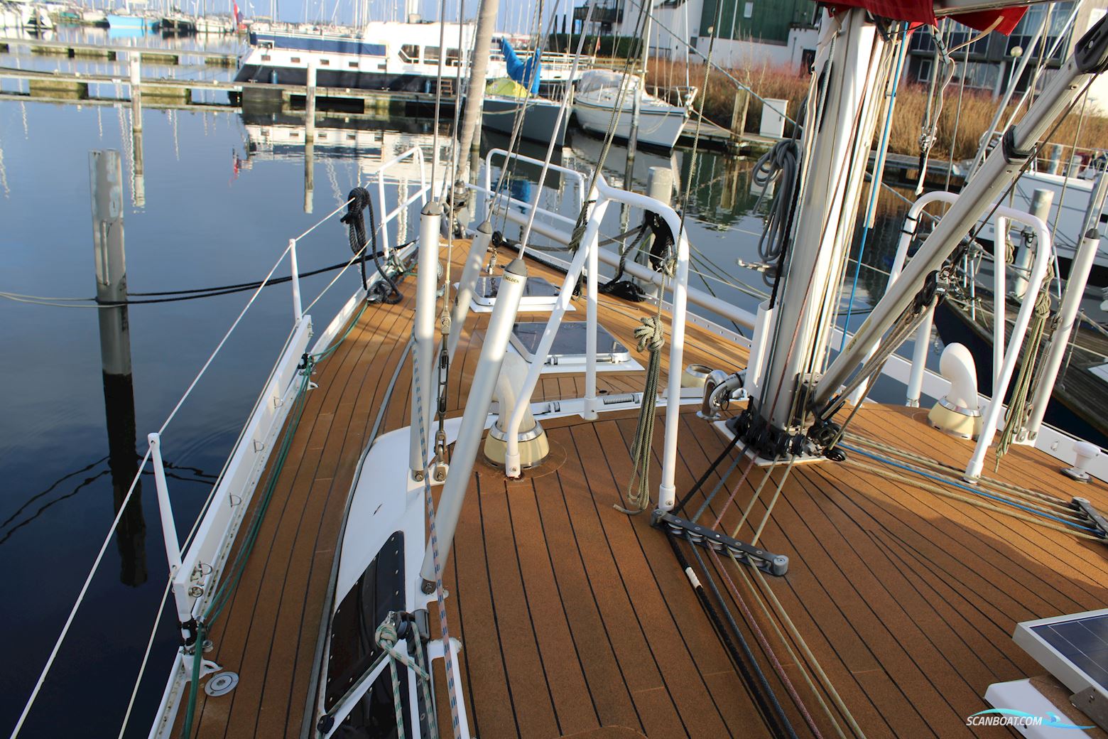 Atlantis 37.5