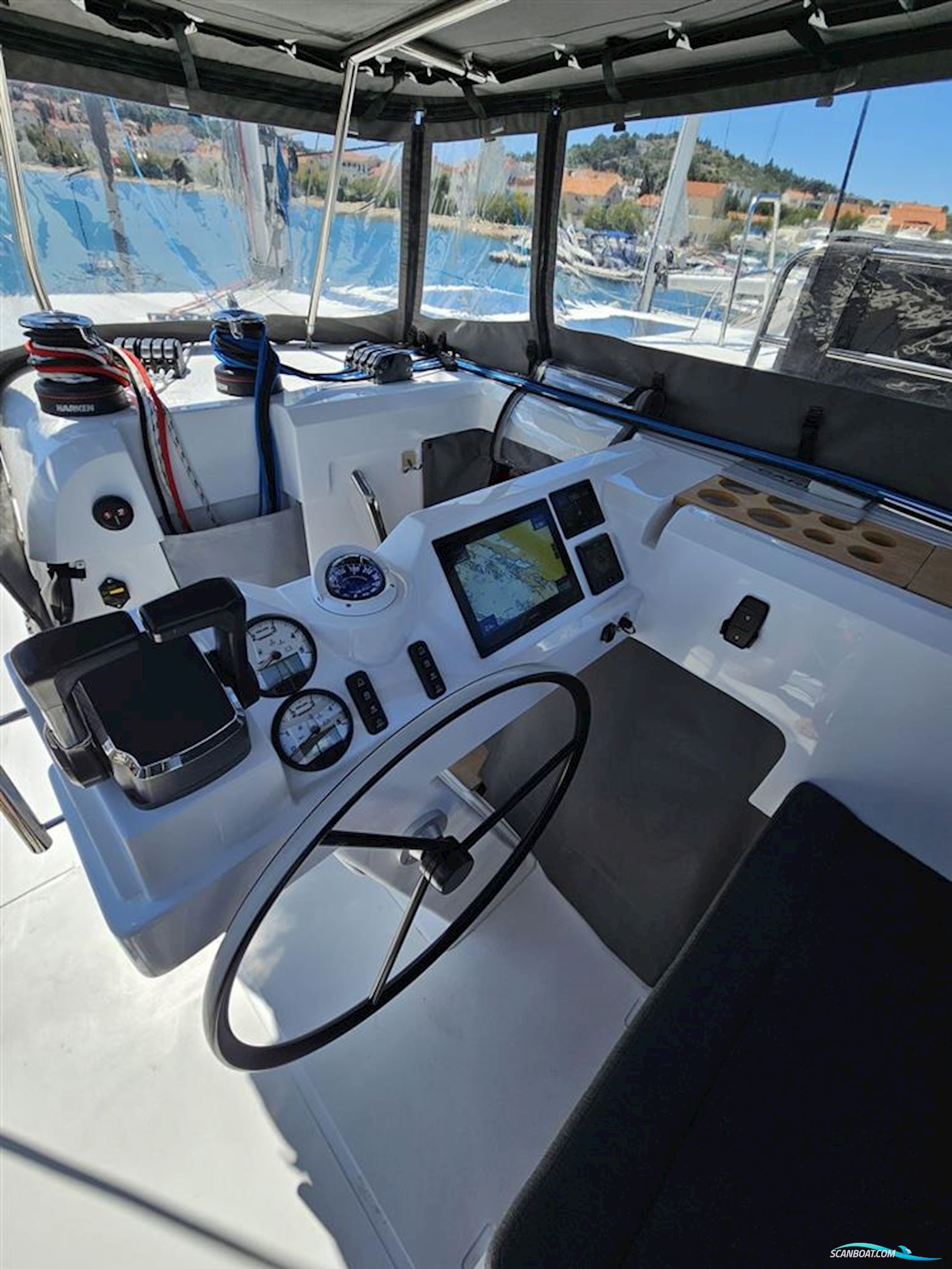 AVENTURA CATAMARANS Aventura 37