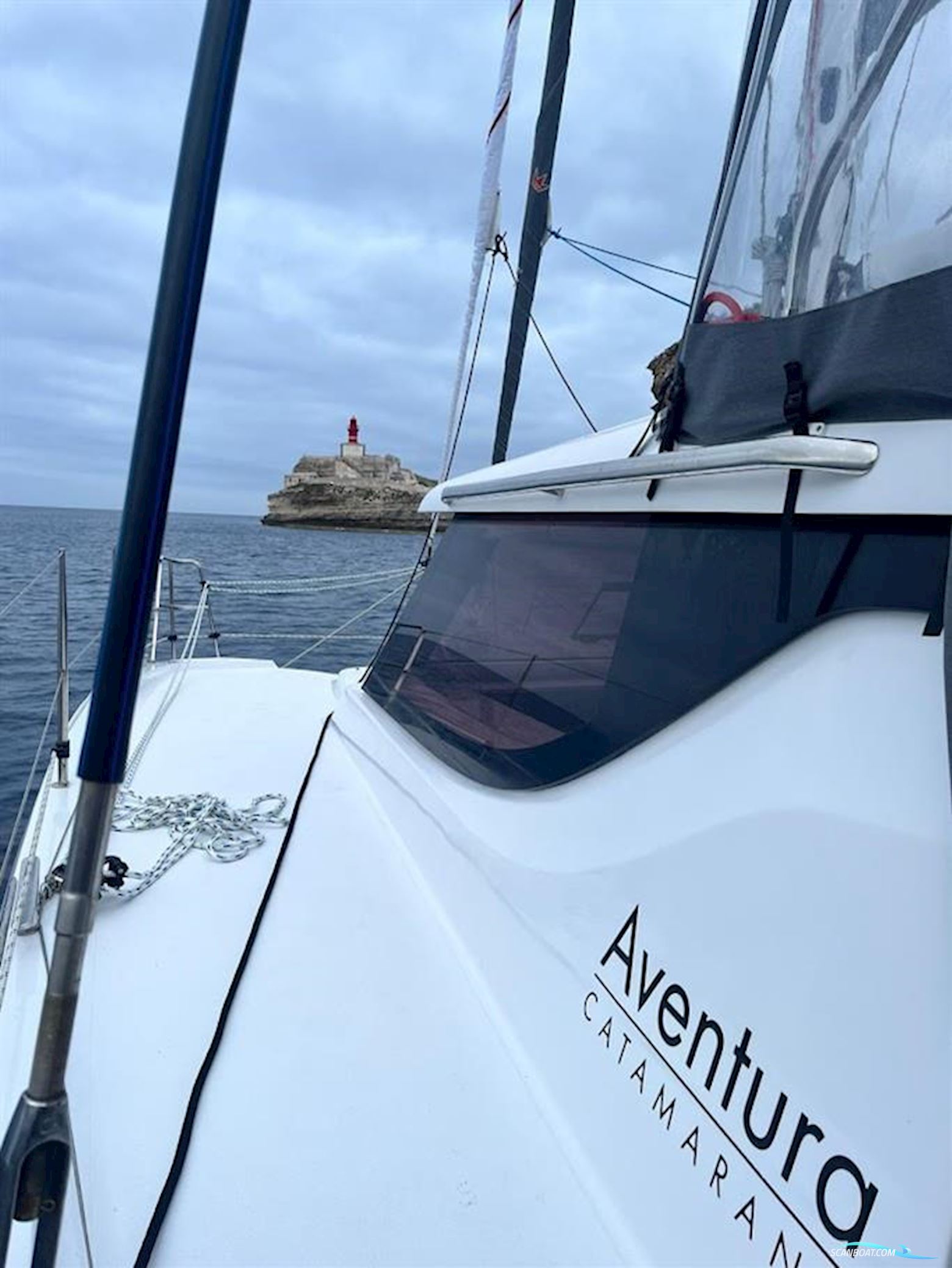 AVENTURA CATAMARANS Aventura 37
