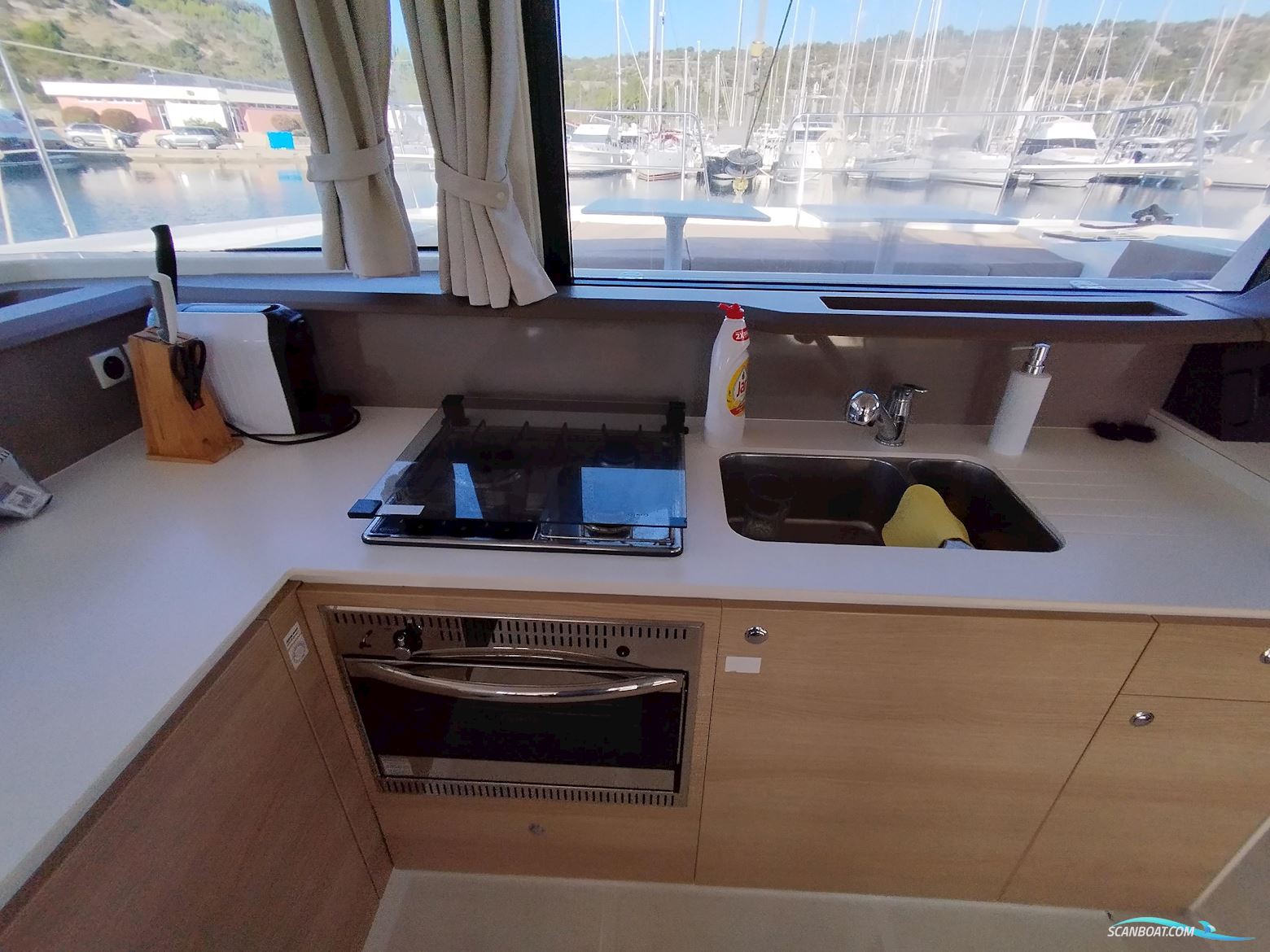 Bali 4.0 Catana
