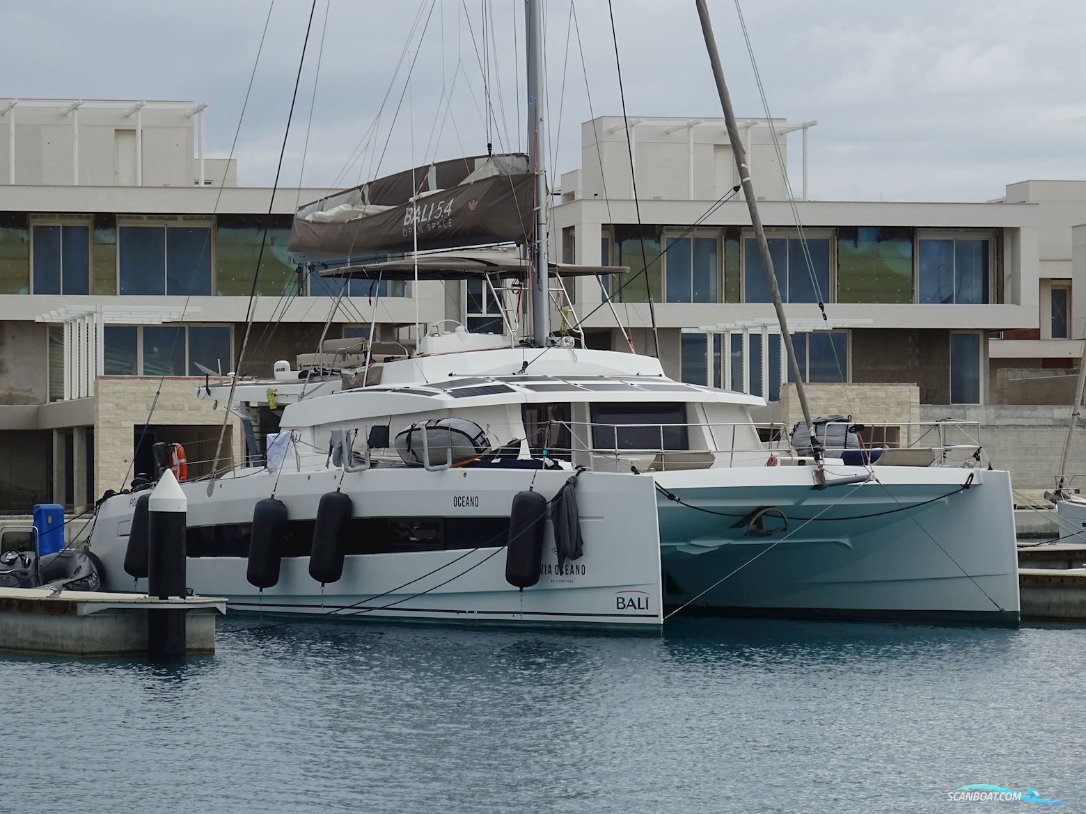 Bali 5.4 Segelboot 2022, mit Engine Type Yanmar,Hk 2 x 80,Diesel
 motor, Cyprus