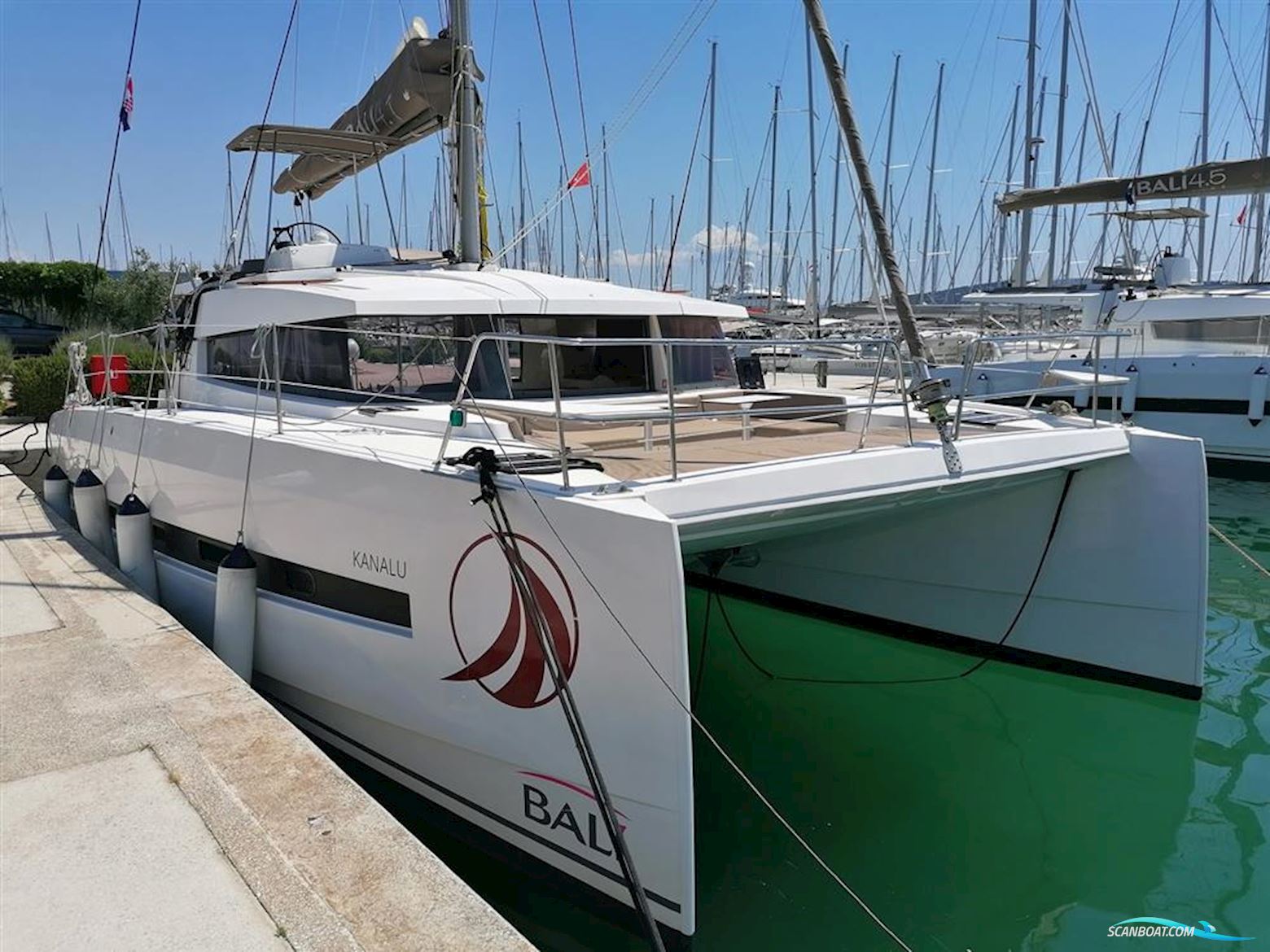 BALI CATAMARANS 4.1