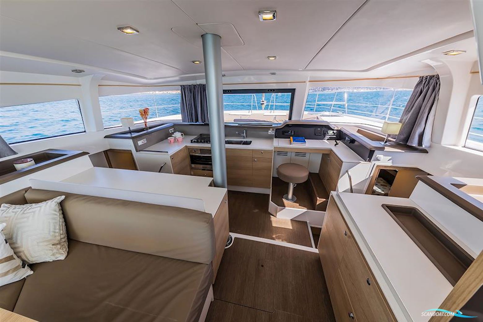 Bali Catamarans 4.1