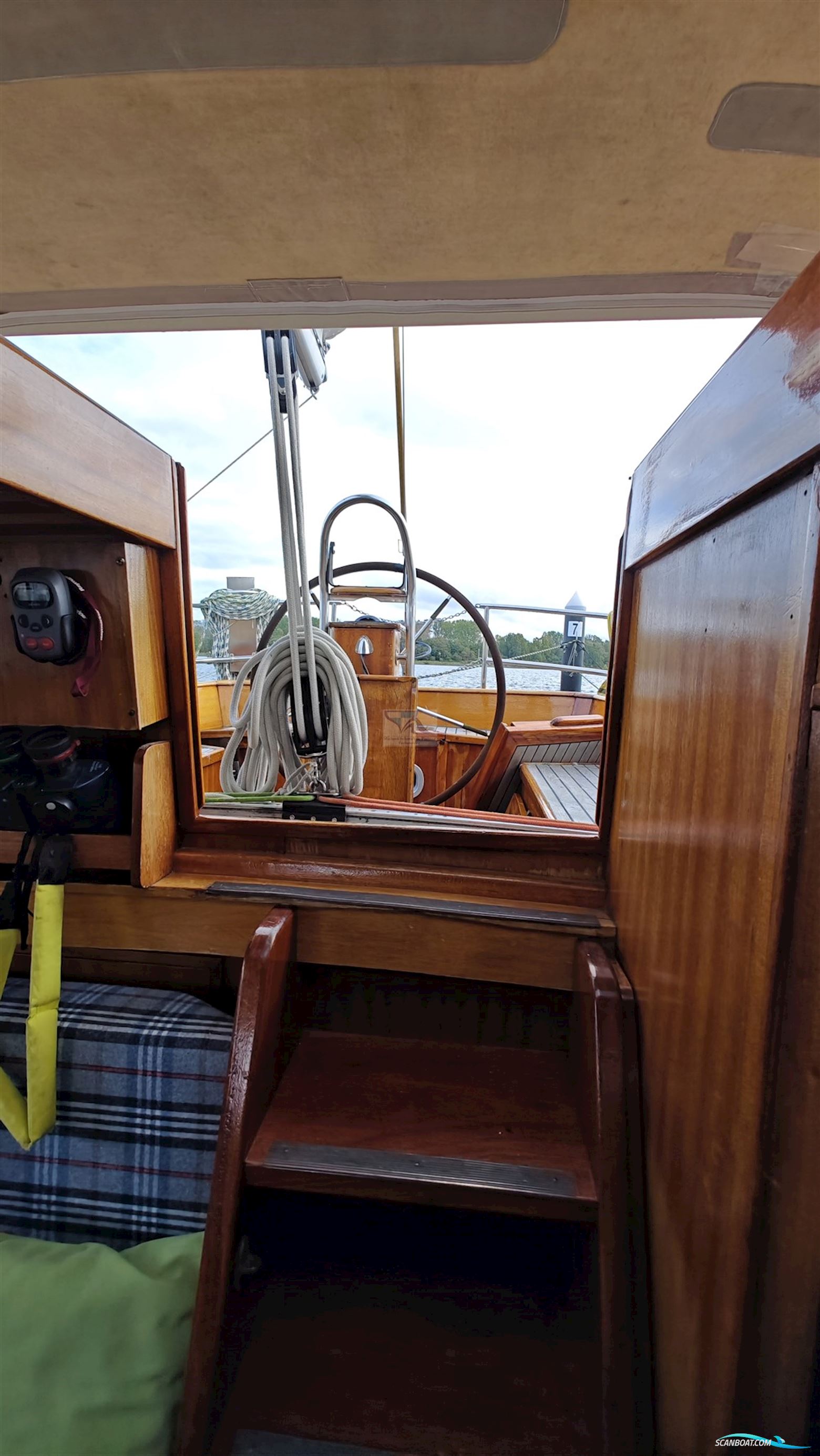 Baltika 10,40 m Decksalon Segelyacht