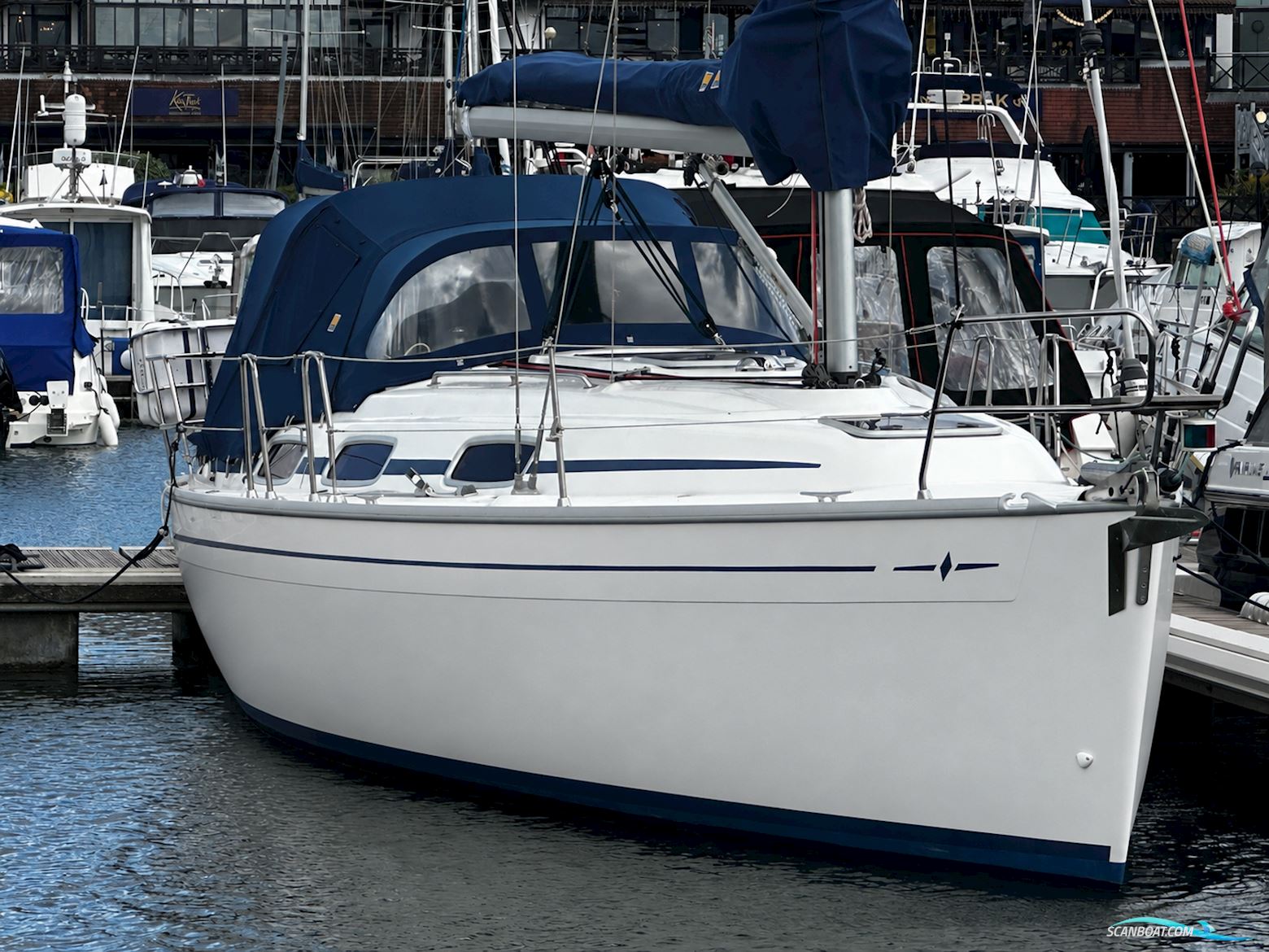 Bavaria 30 Cruiser Segelboot 2006, mit Volvo Penta motor, England