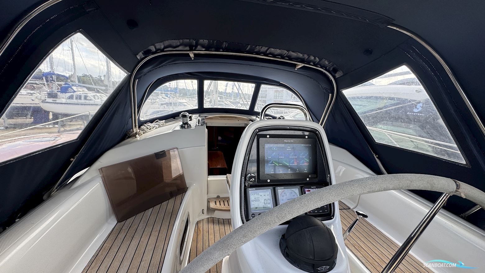 Bavaria 30