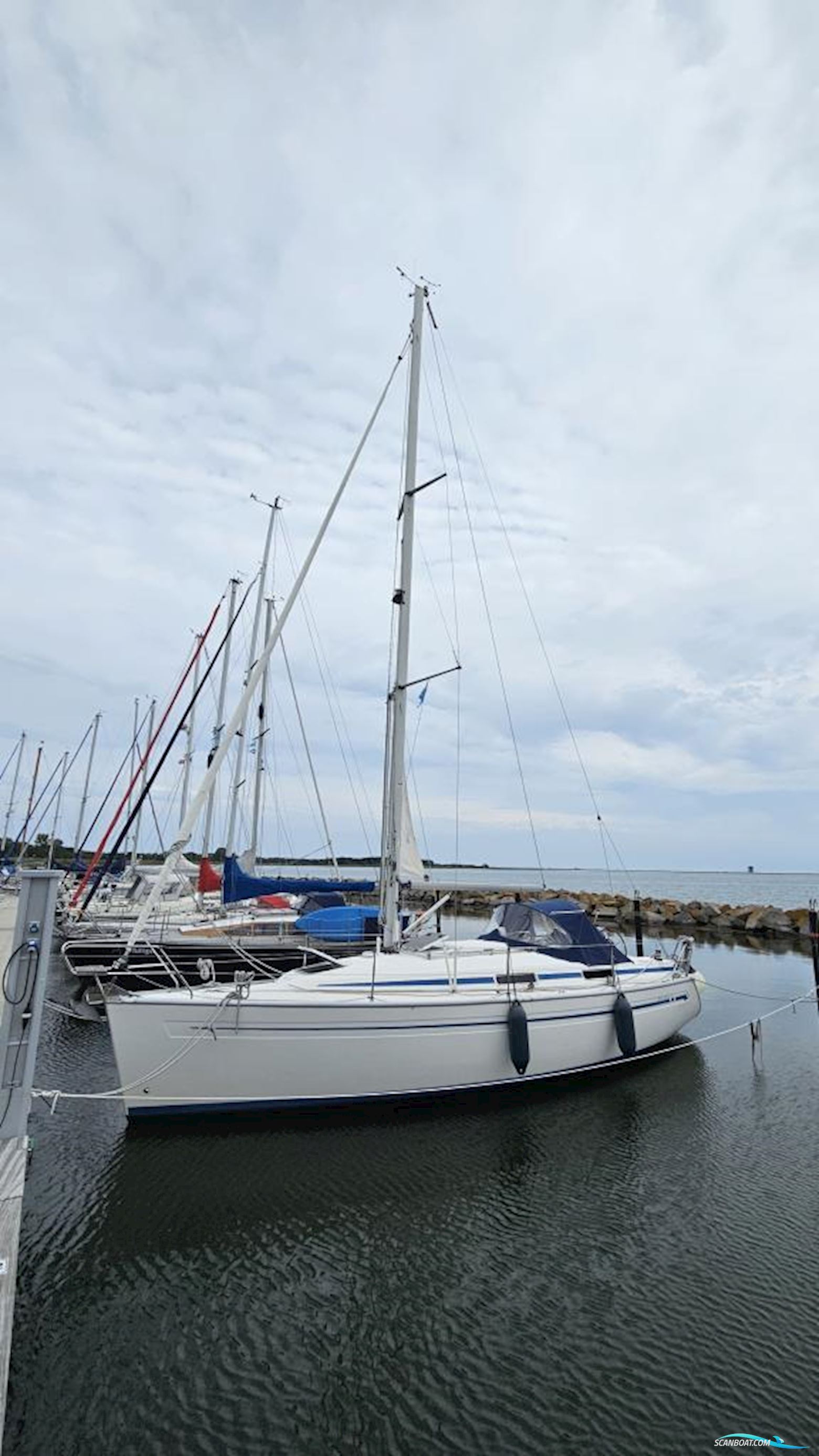 Bavaria 31 Segelboot 2000, mit Volvo Penta MD 2020 motor, Deutschland