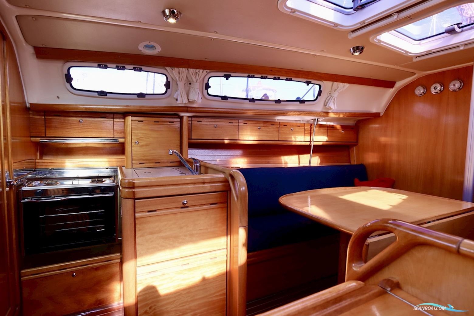 Bavaria 31