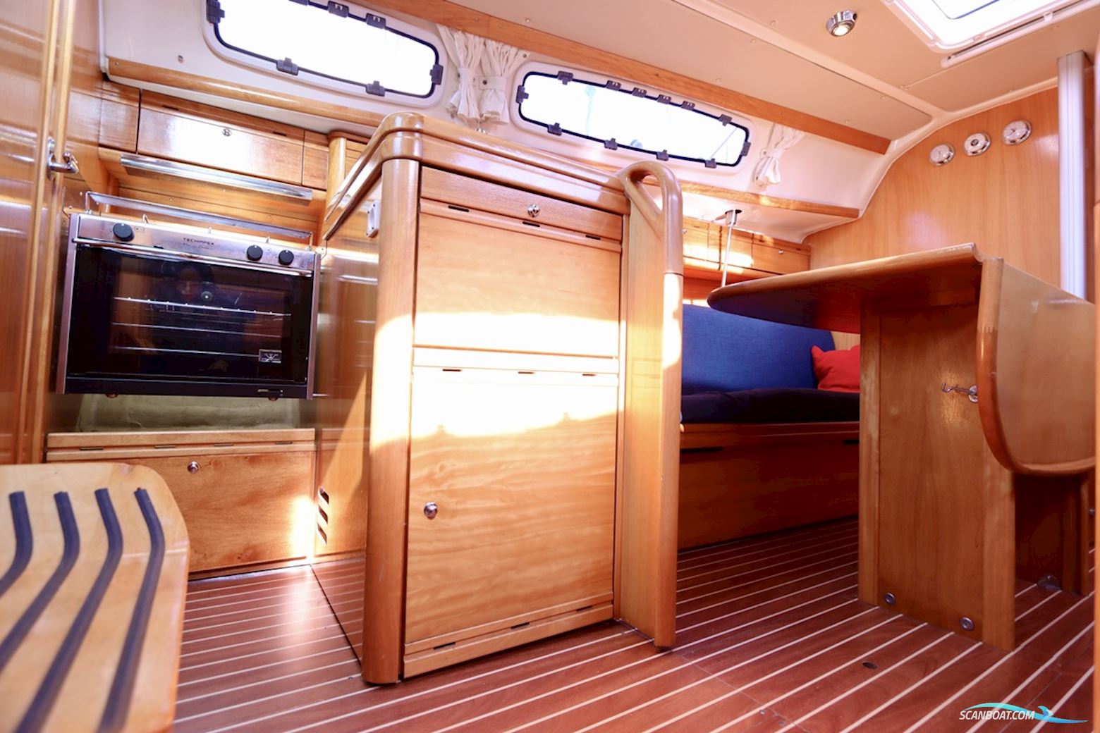 Bavaria 31