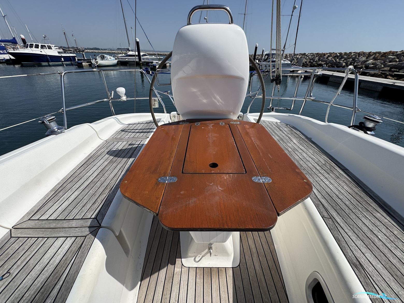 Bavaria 31