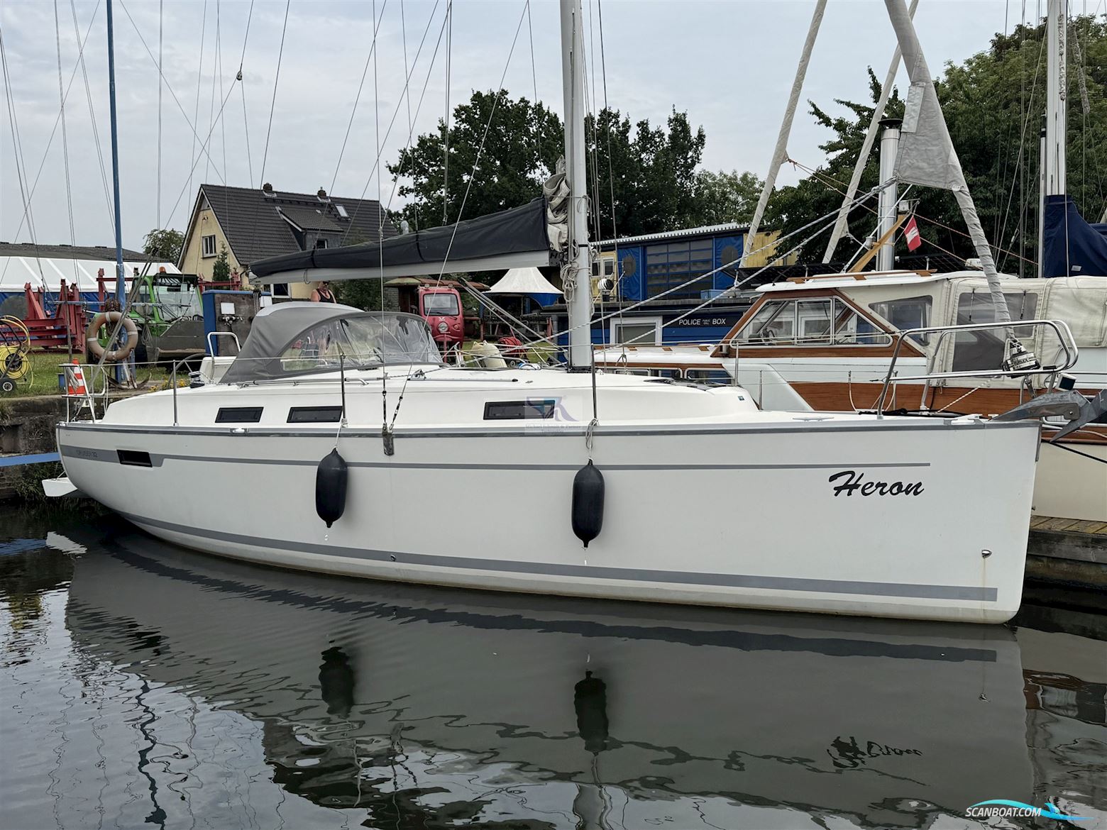 Bavaria 32 Cruiser Segelboot 2013, mit Volvo Penta D1 - 20 F motor, Deutschland