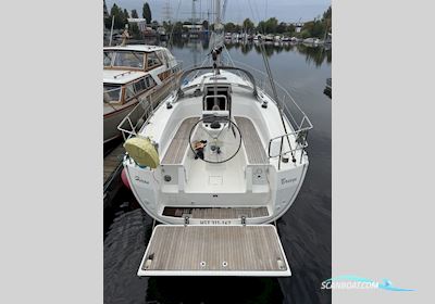 Bavaria 32 Cruiser Segelboot 2013, mit Volvo Penta D1 - 20 F motor, Deutschland