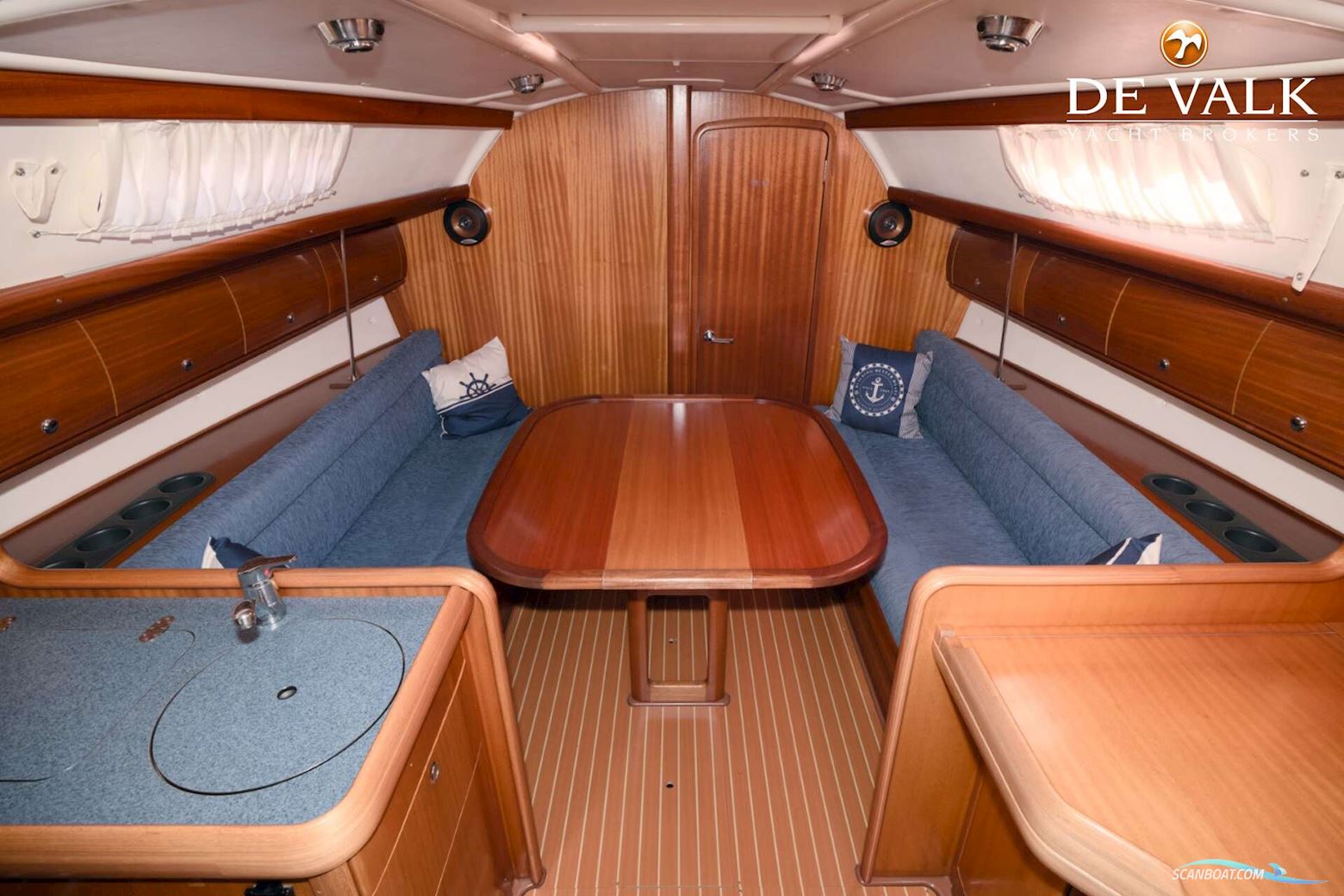 Bavaria 32