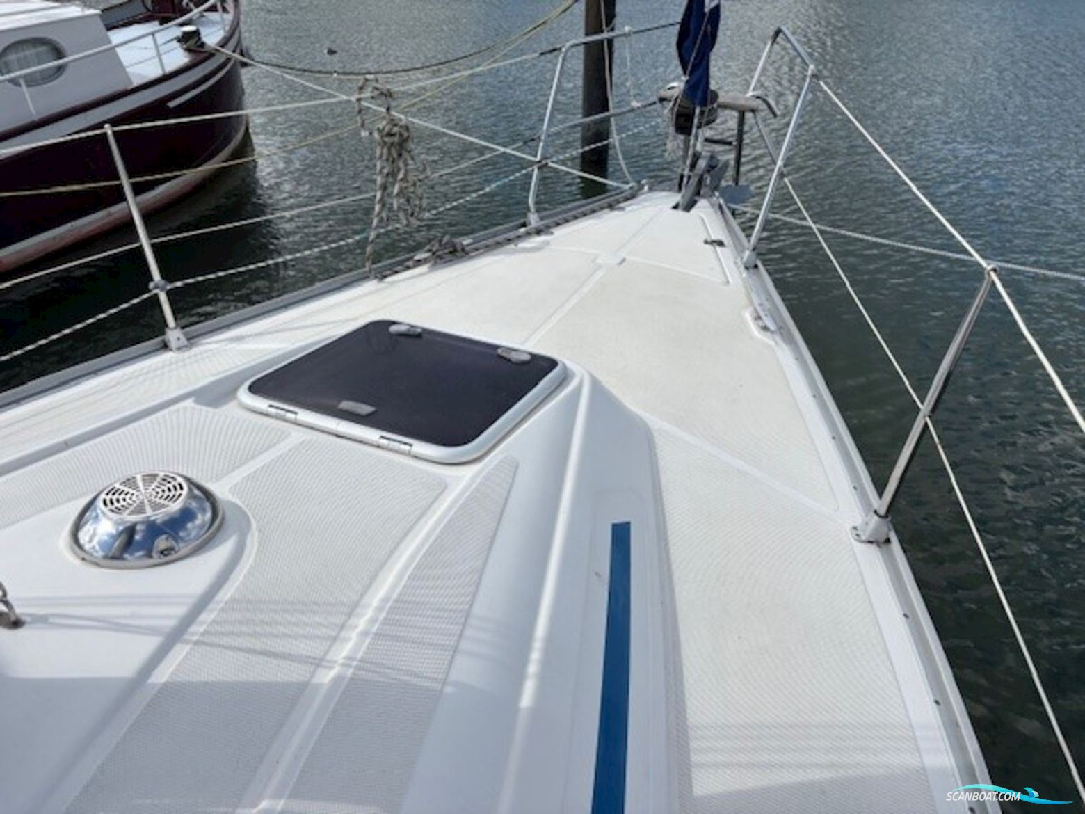 Bavaria 32