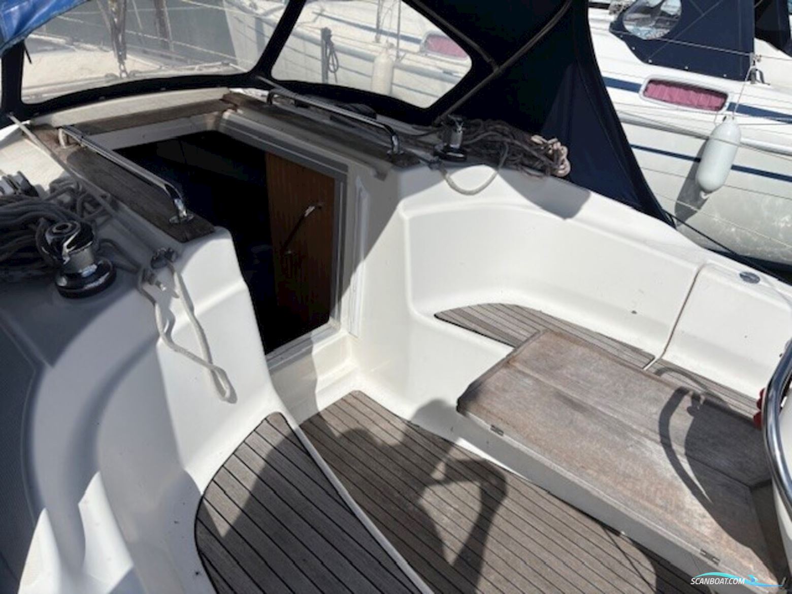 Bavaria 32