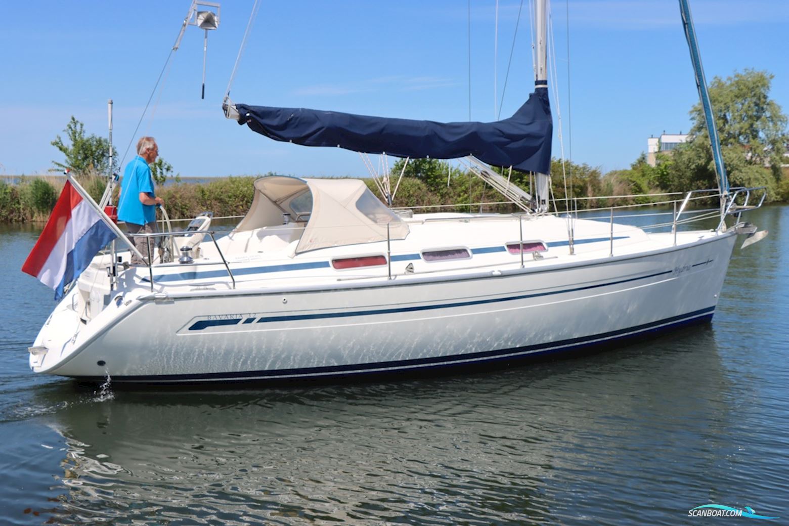 Bavaria 32