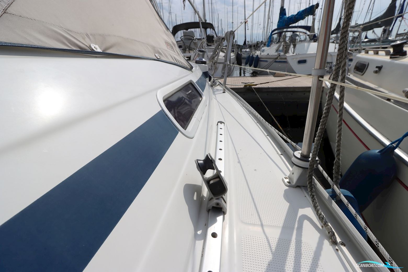 Bavaria 32
