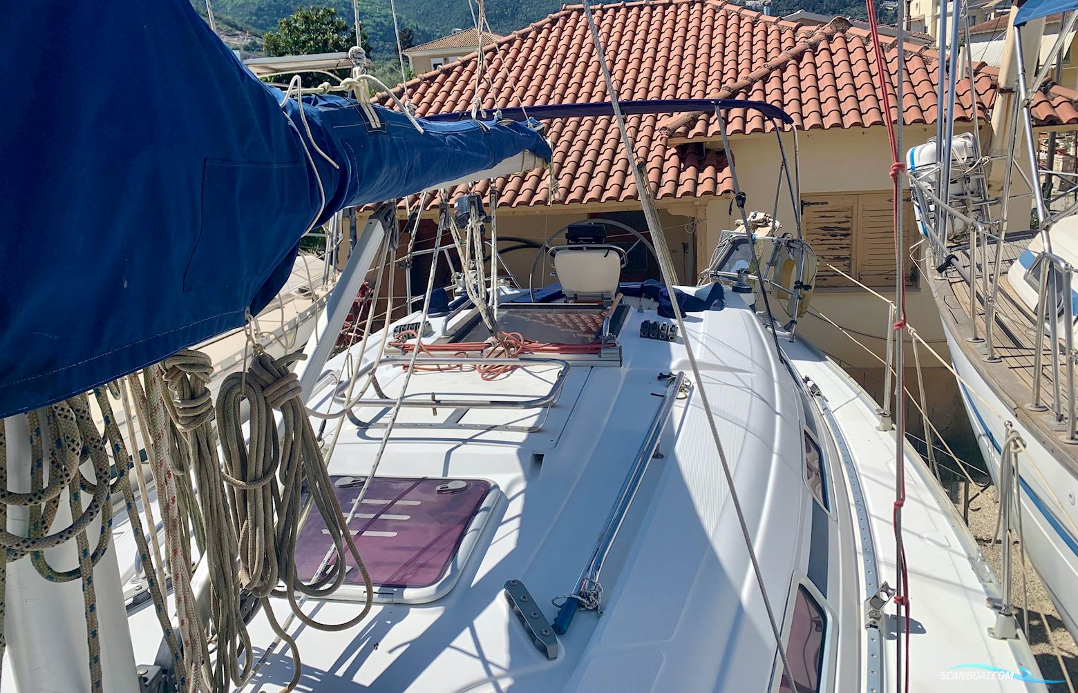 Bavaria 32