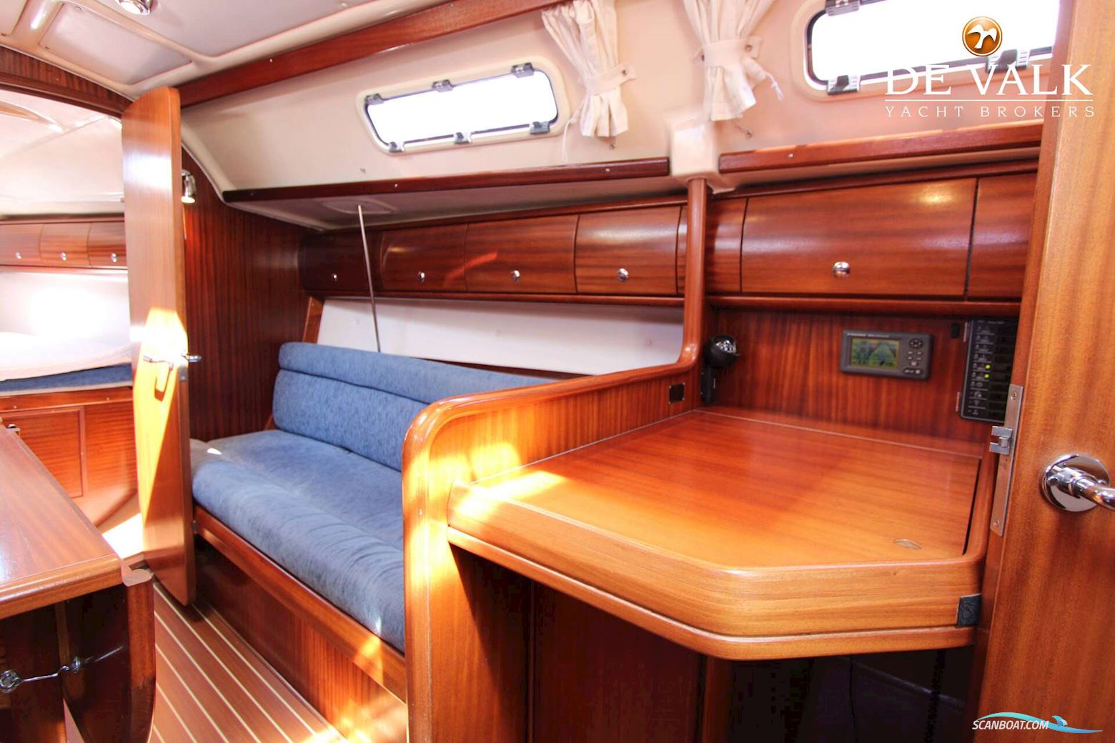 Bavaria 32