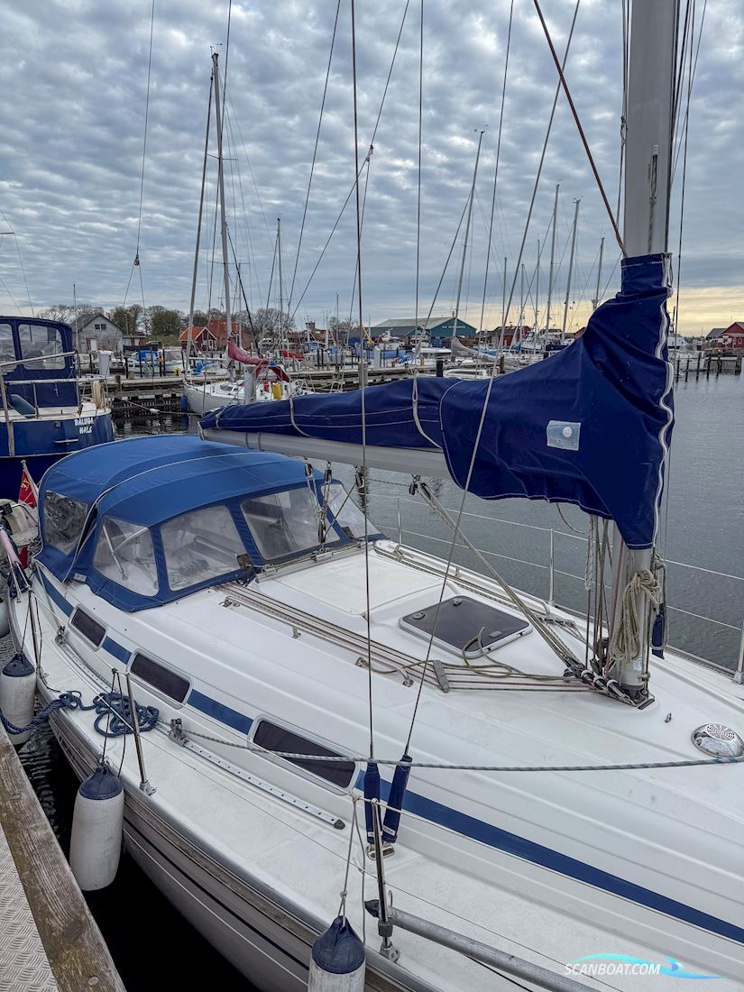 Bavaria 32