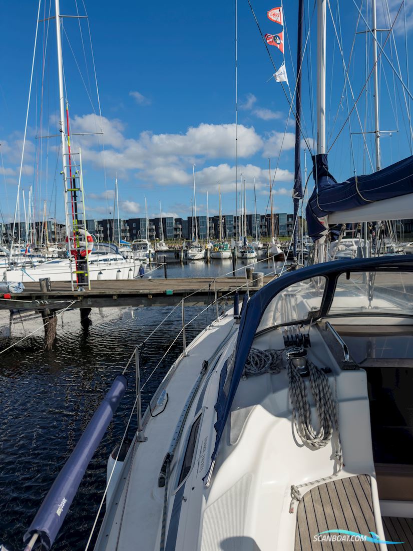 Bavaria 32