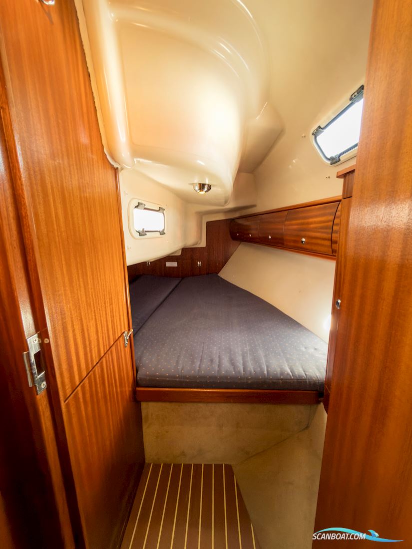 Bavaria 32