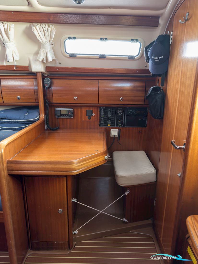 Bavaria 32