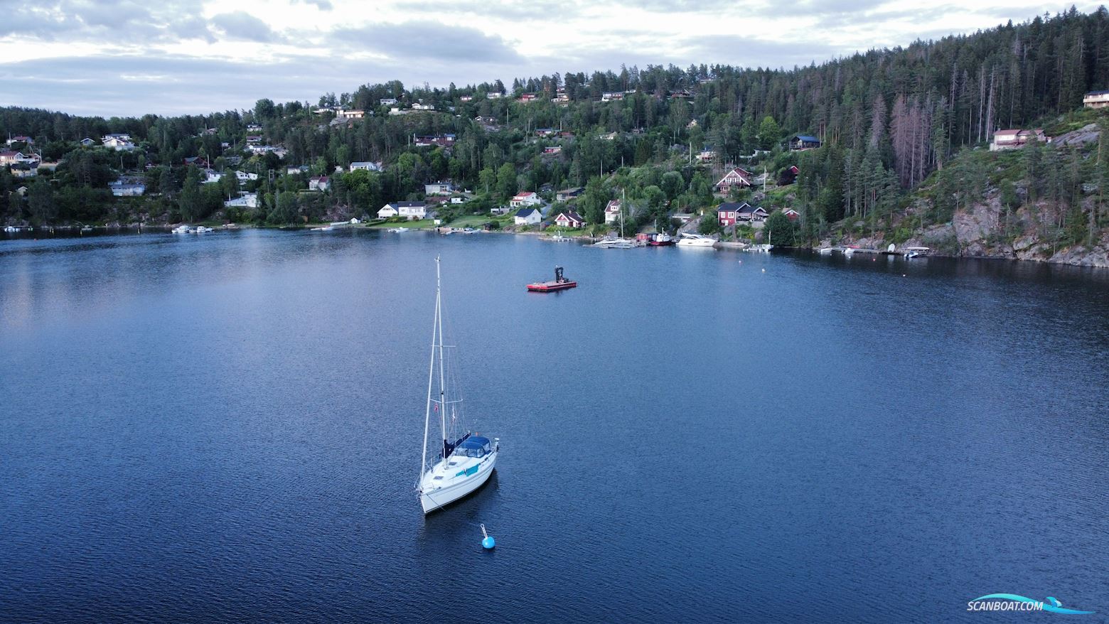 Bavaria 32