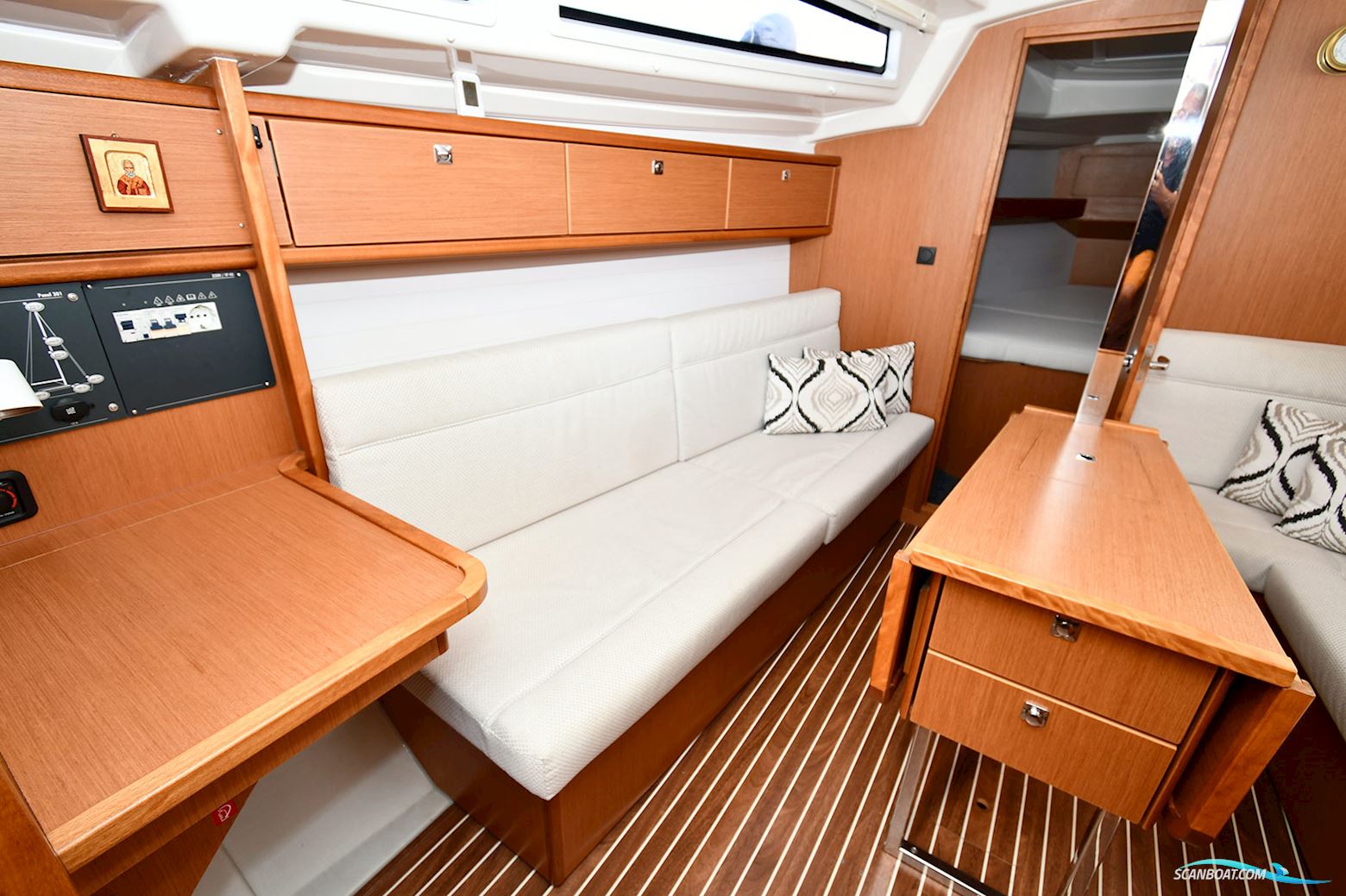 Bavaria 33 Cruiser