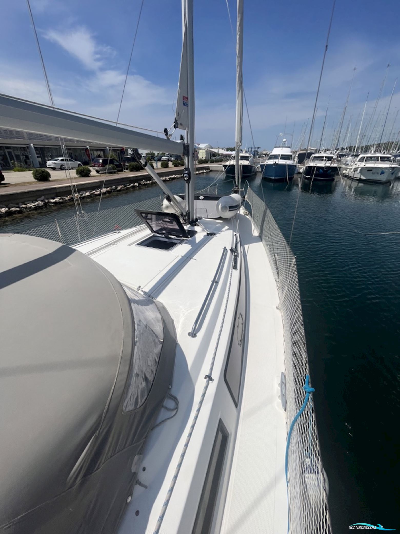 Bavaria 33 crusier