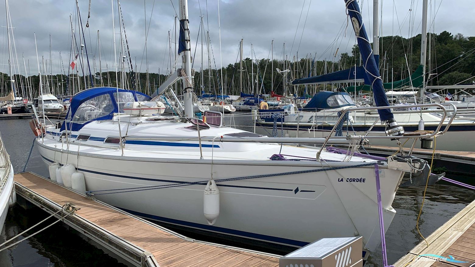 Bavaria 36 Segelboot 2004, mit Volvo Penta motor, Frankreich
