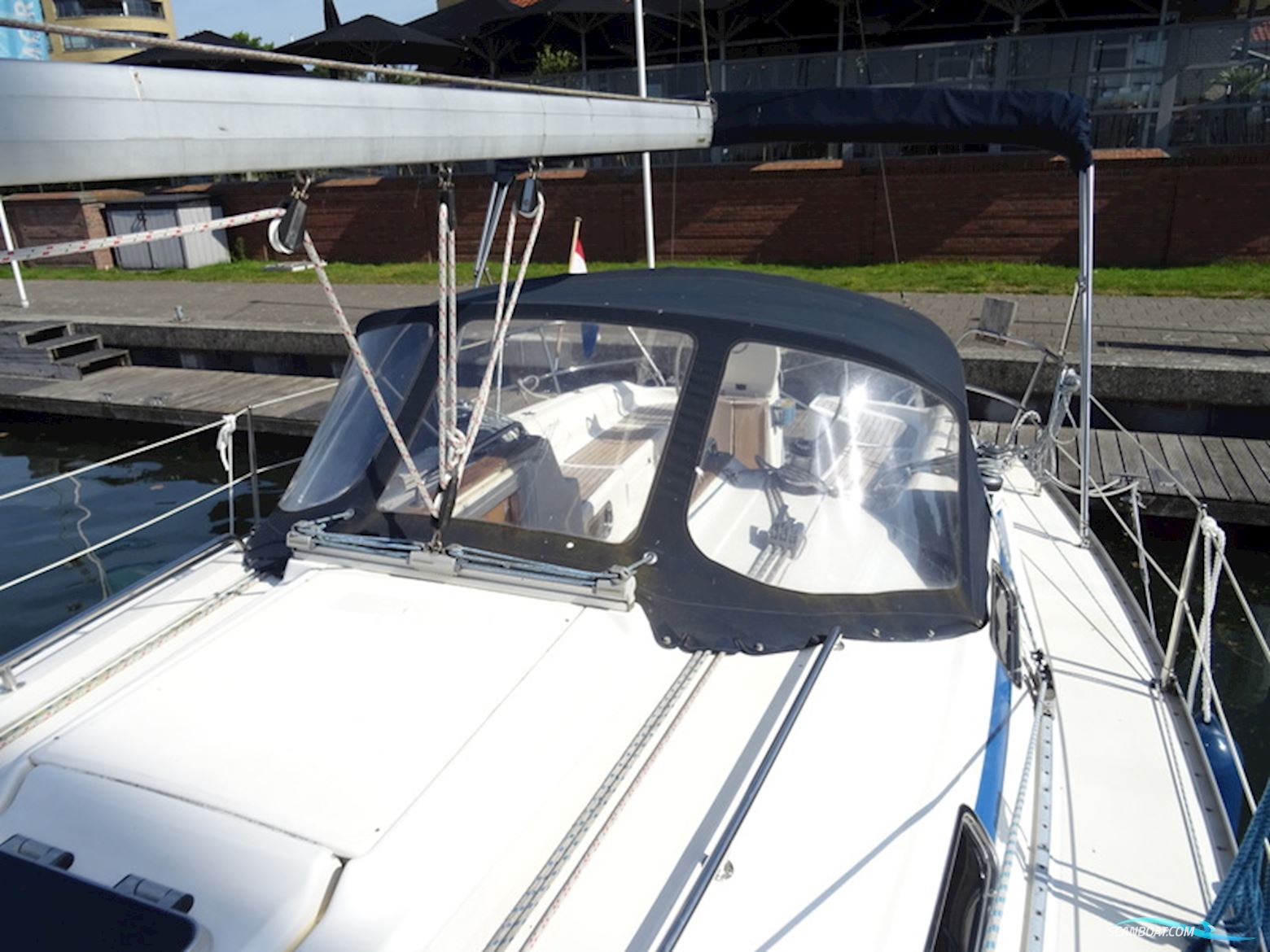Bavaria 37-2