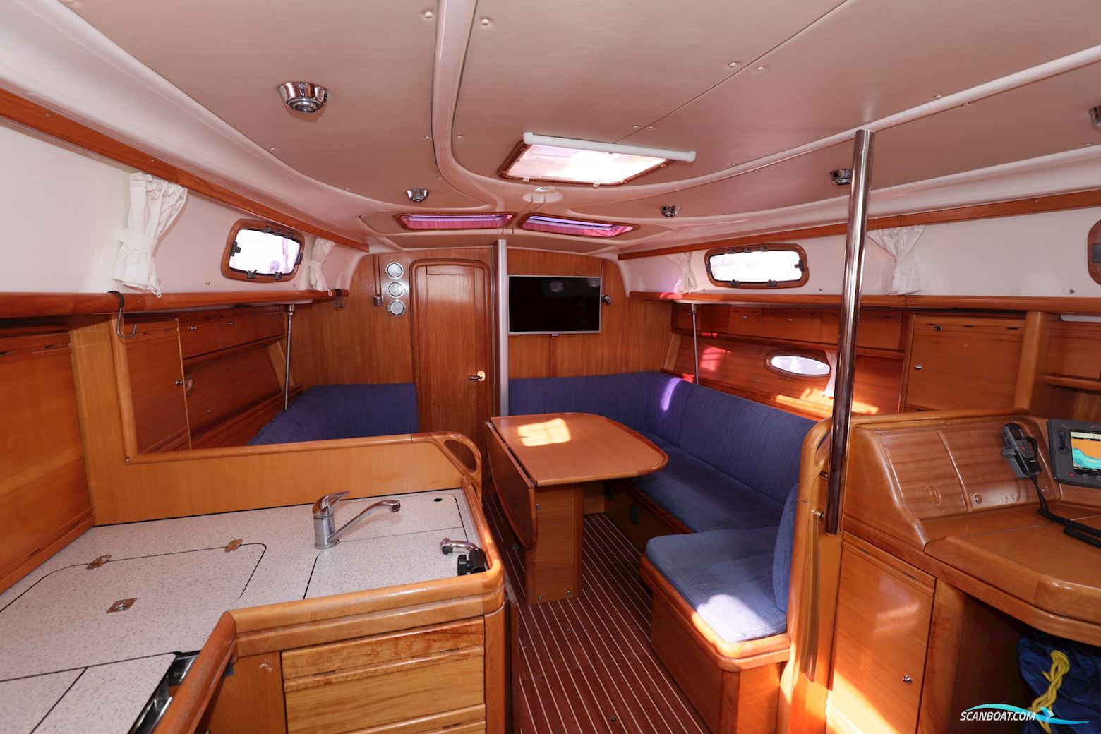 Bavaria 37 CR