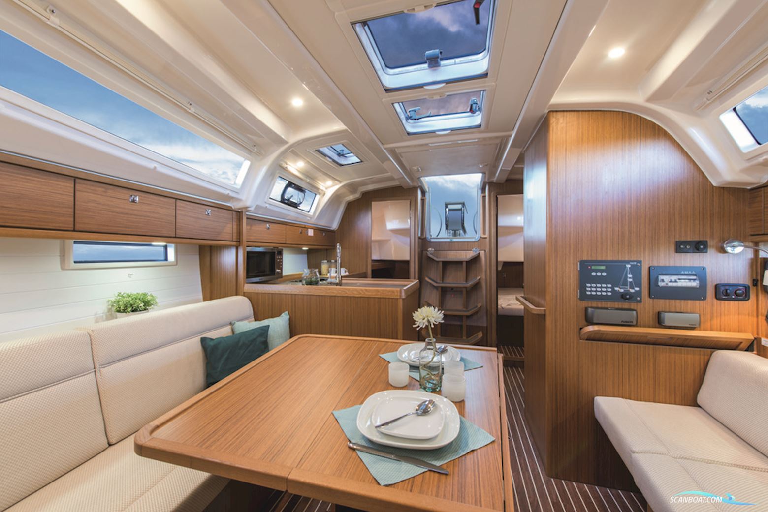 Bavaria 37 Cruiser