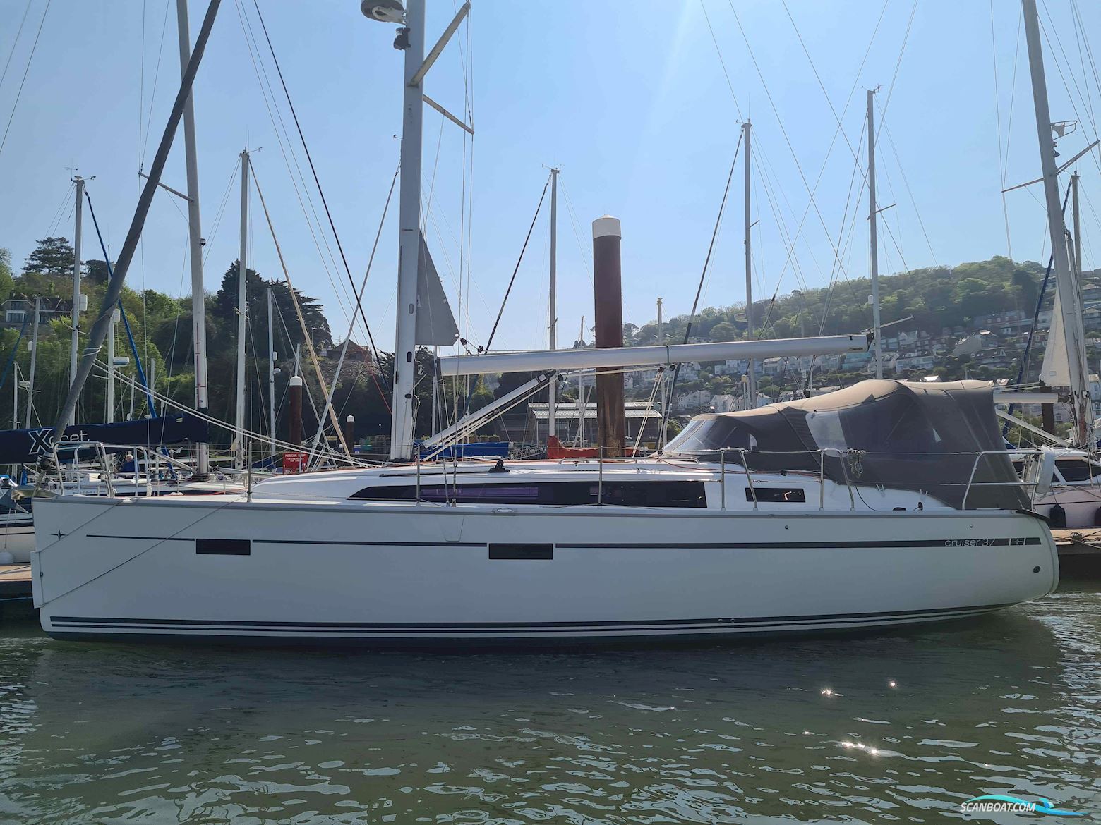 Bavaria 37 Cruiser Segelboot 2014, mit Volvo motor, England