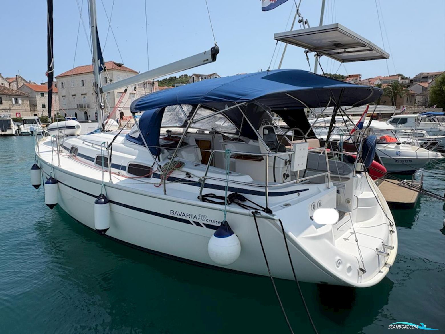 Bavaria 37 Cruiser Segelboot 2008, mit Volvo Penta motor, Kroatien
