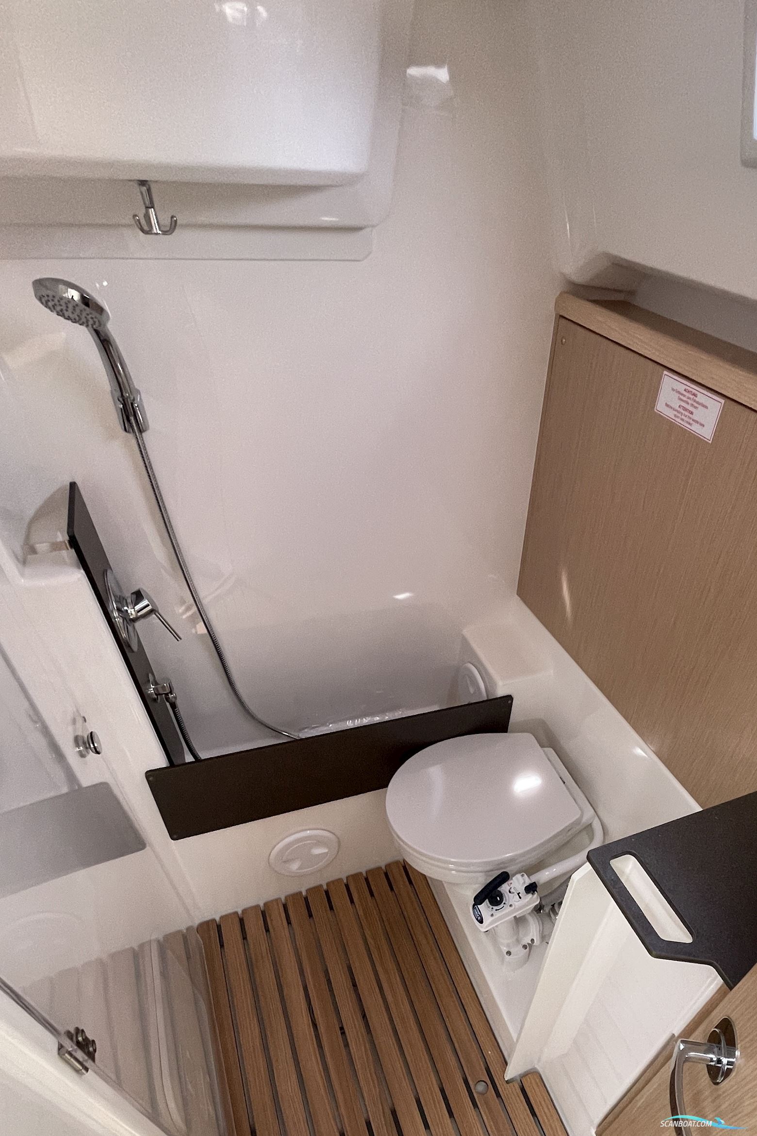 Bavaria 37 Cruiser Style