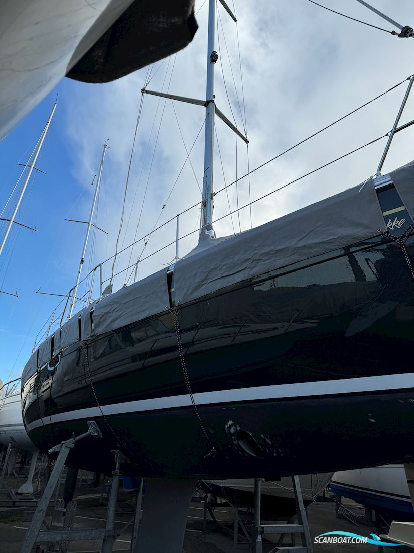 Bavaria 37 Queen Line